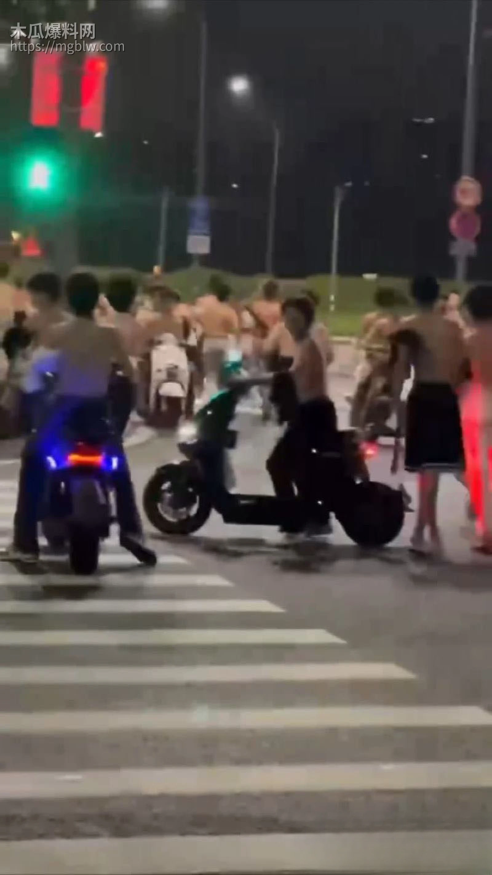 广东街头古惑仔重现 1