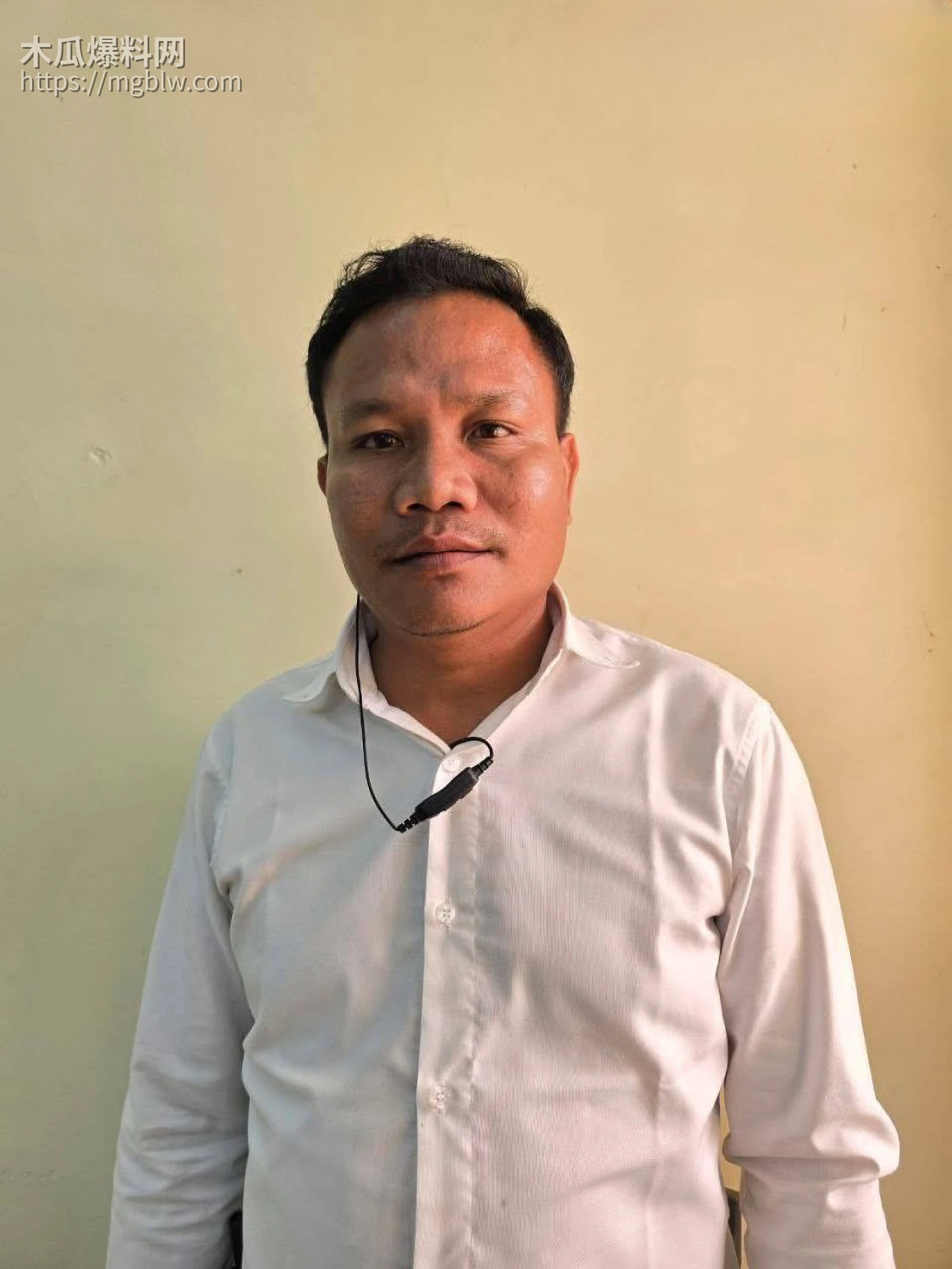 柬埔寨木牌女侠劫法场大瓜015