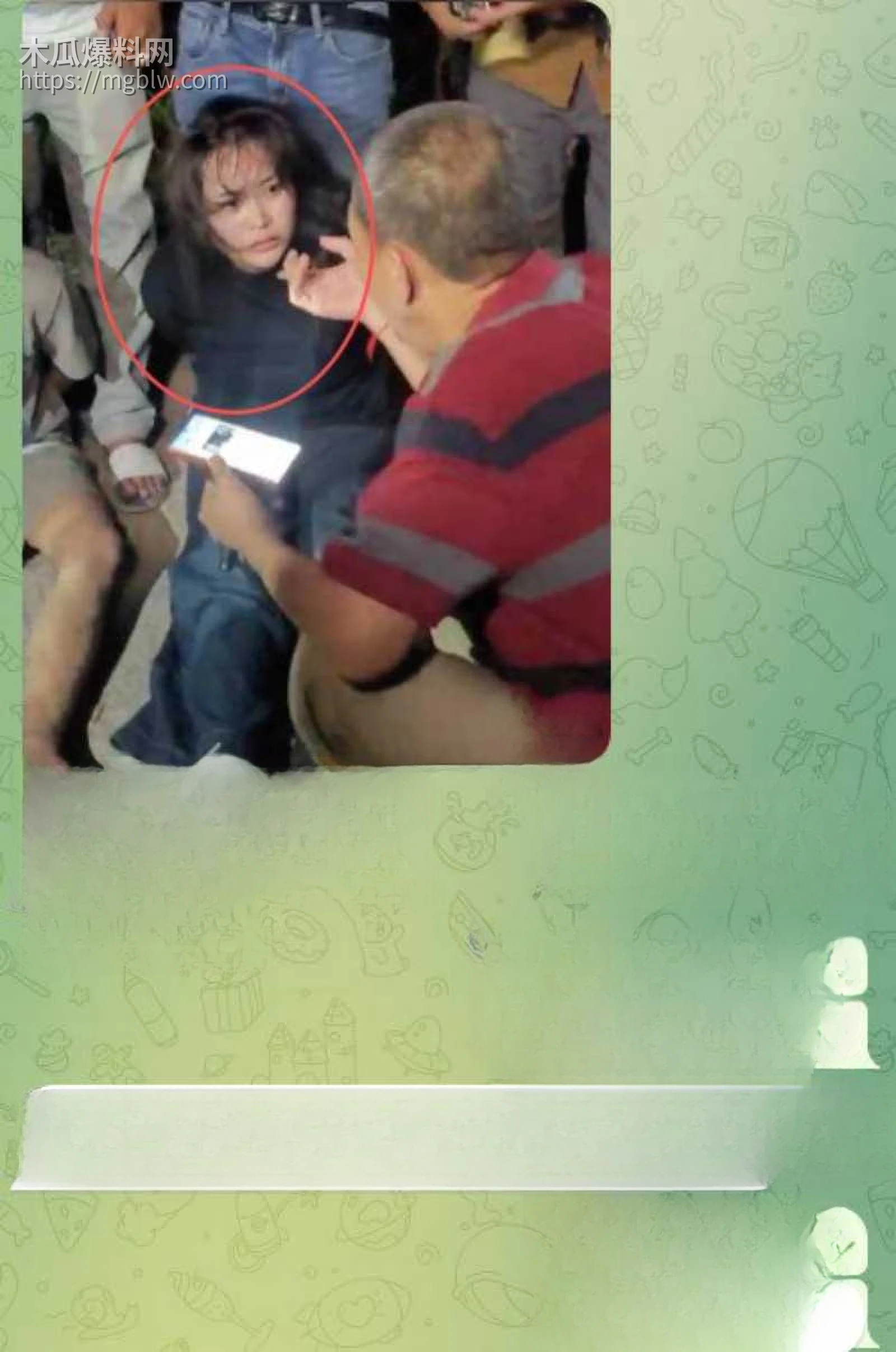 柬埔寨木牌女侠劫法场大瓜016