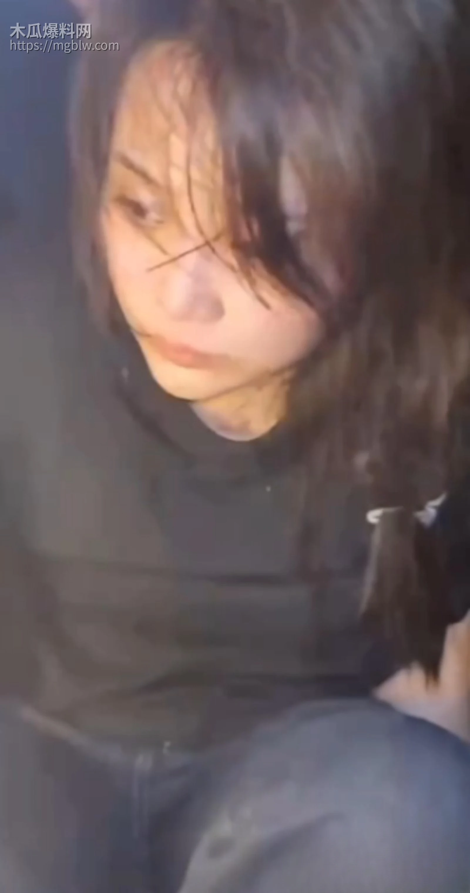 柬埔寨木牌女侠劫法场大瓜03