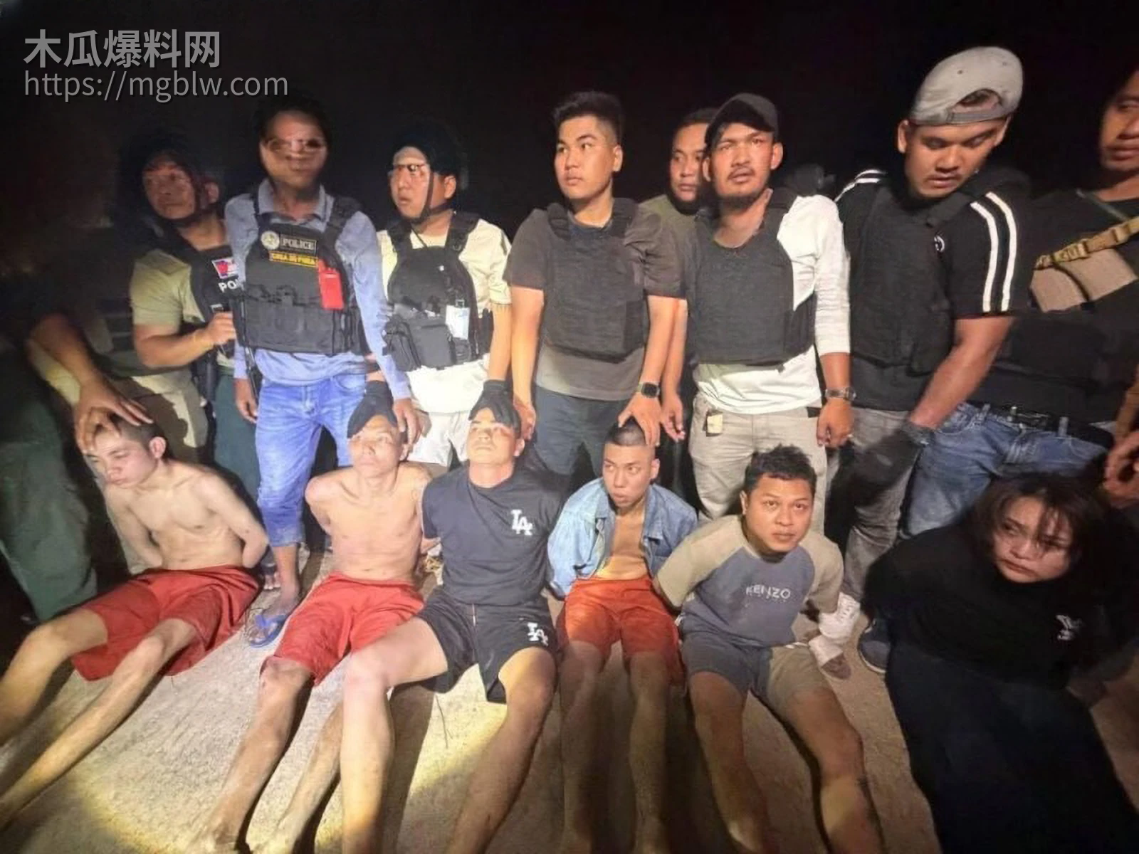 柬埔寨木牌女侠劫法场大瓜09