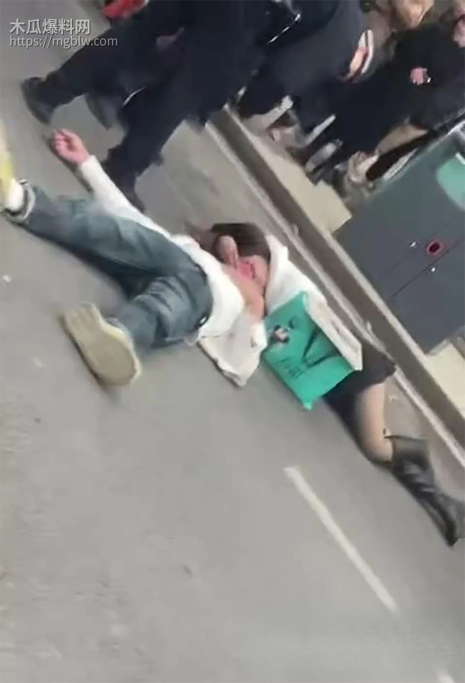 武汉外卖员骑手 反杀商家视频流出 8 拷贝