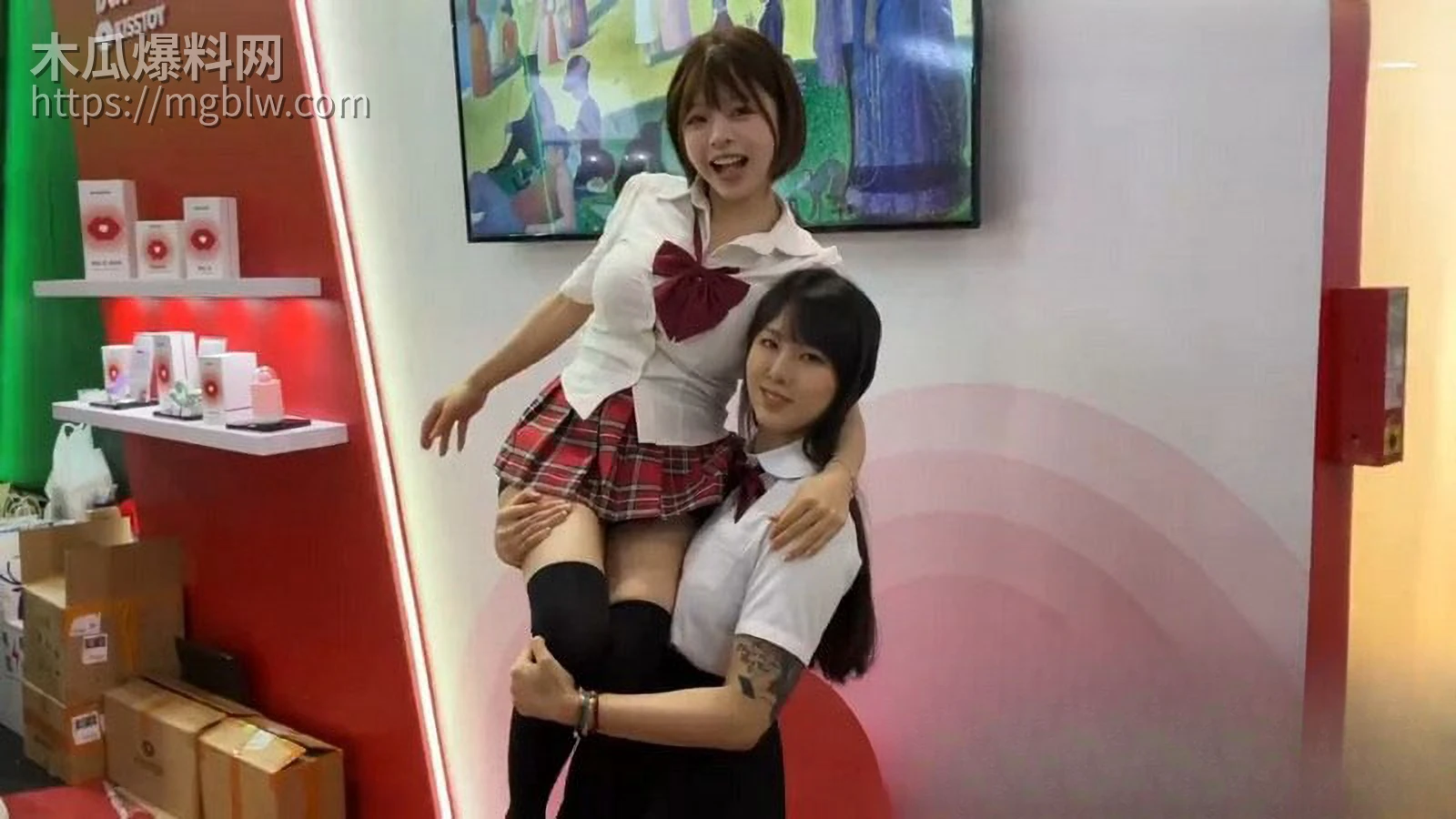 顶级网黄卯哥上岸转型性爱测评博主 2