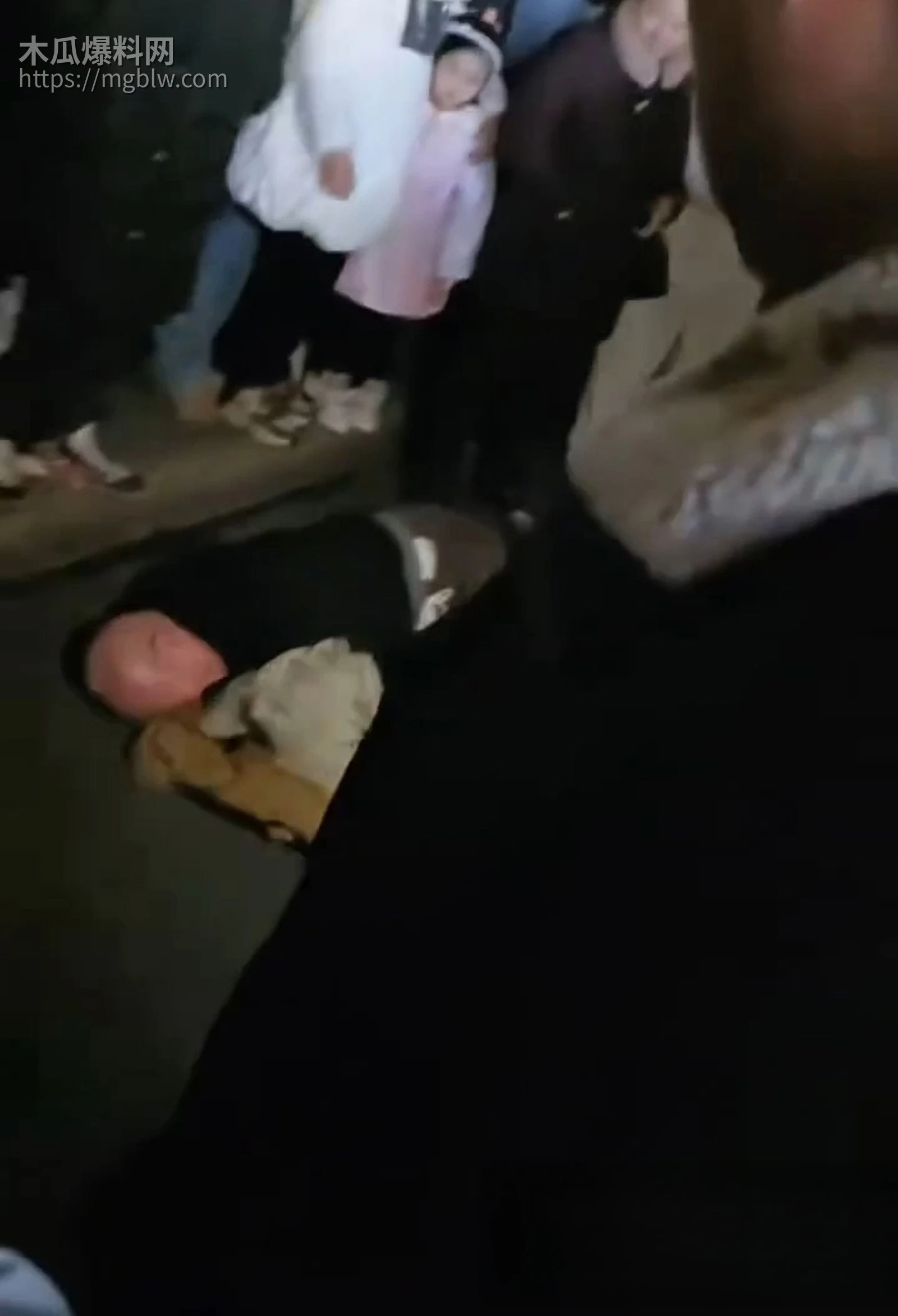 乐山酒驾车祸视频流出 7 拷贝