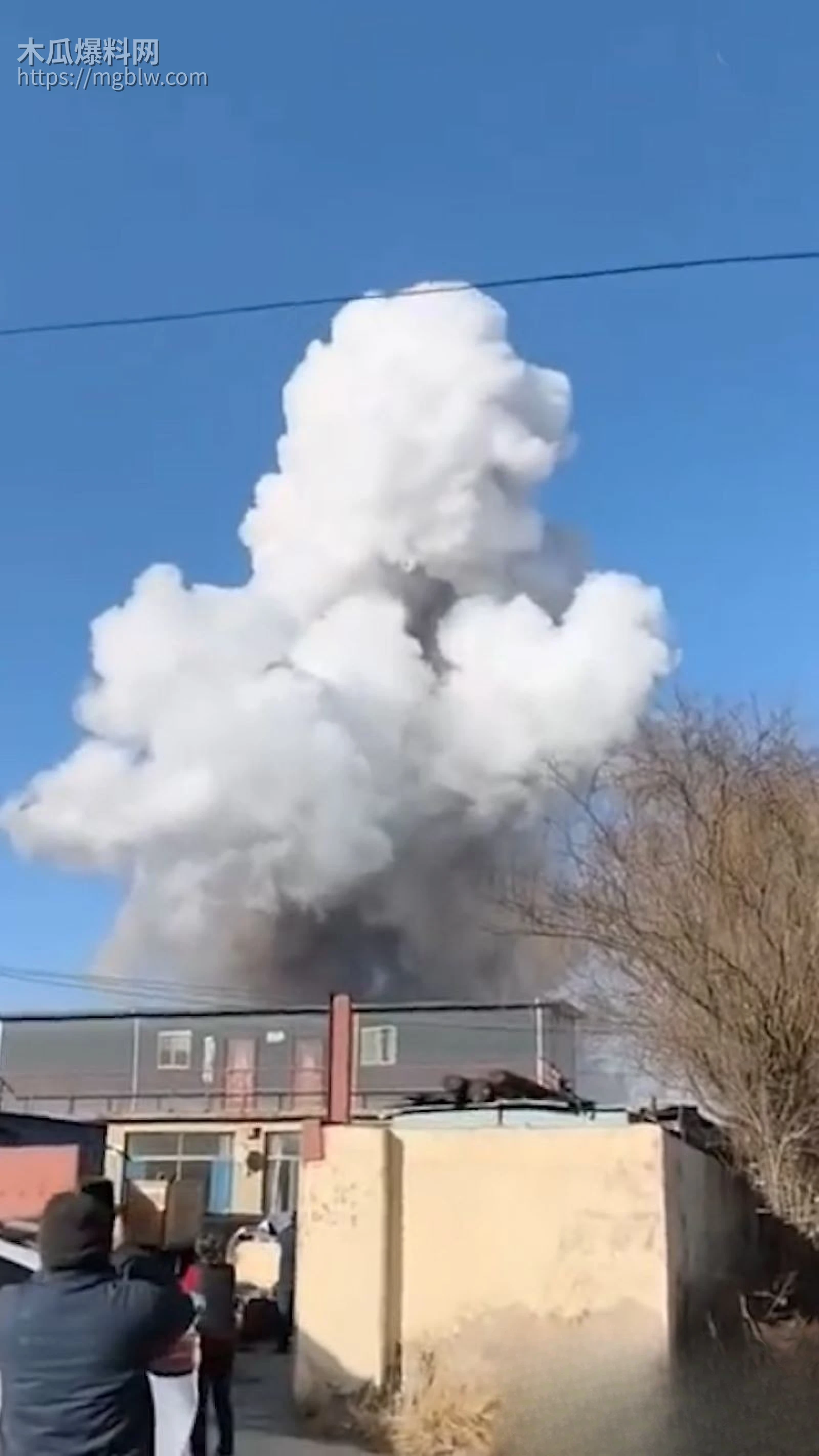 包头市包钢板材厂发生重大爆炸事故 4