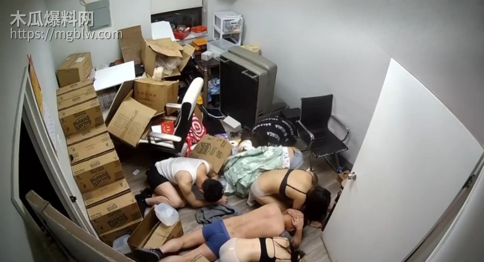 美国纽约华人区法拉盛地下赌场抢劫案03