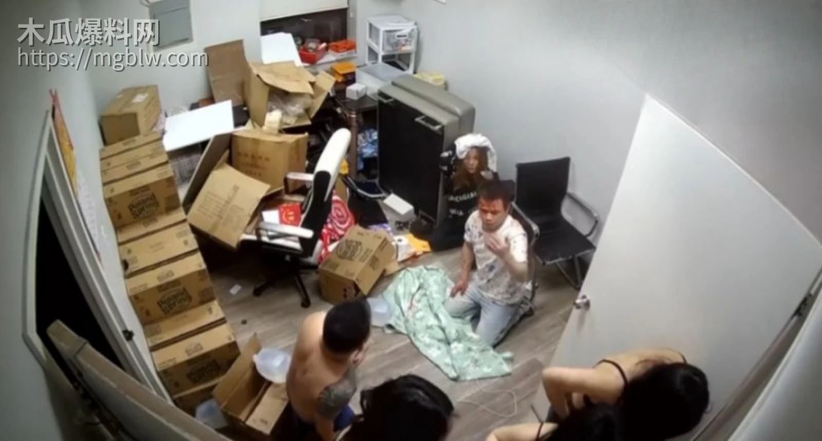 美国纽约华人区法拉盛地下赌场抢劫案05