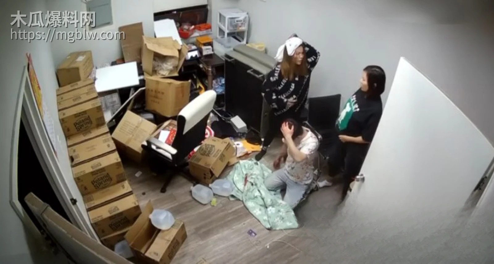 美国纽约华人区法拉盛地下赌场抢劫案06