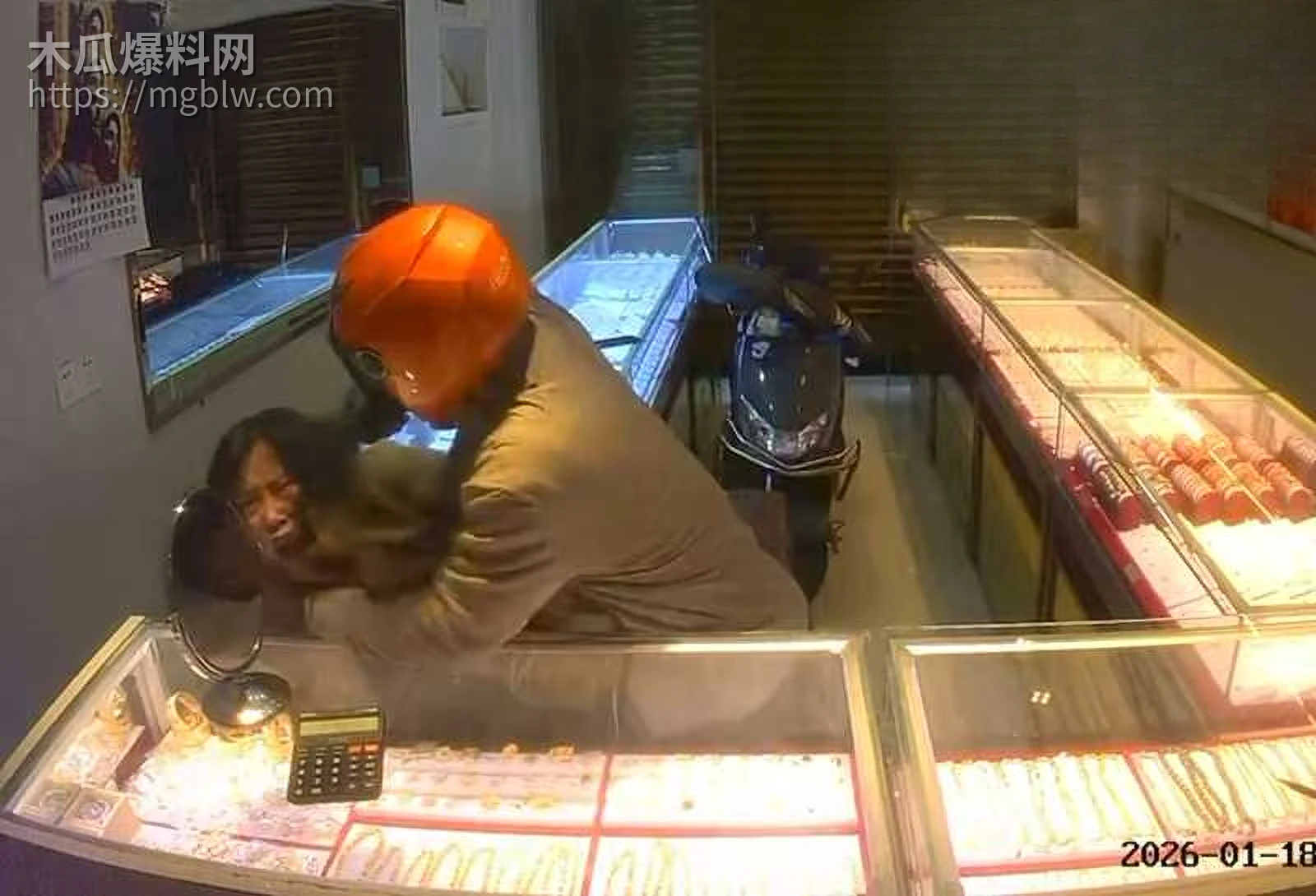 福建平潭依强金被抢劫监控视频流出 6 拷贝