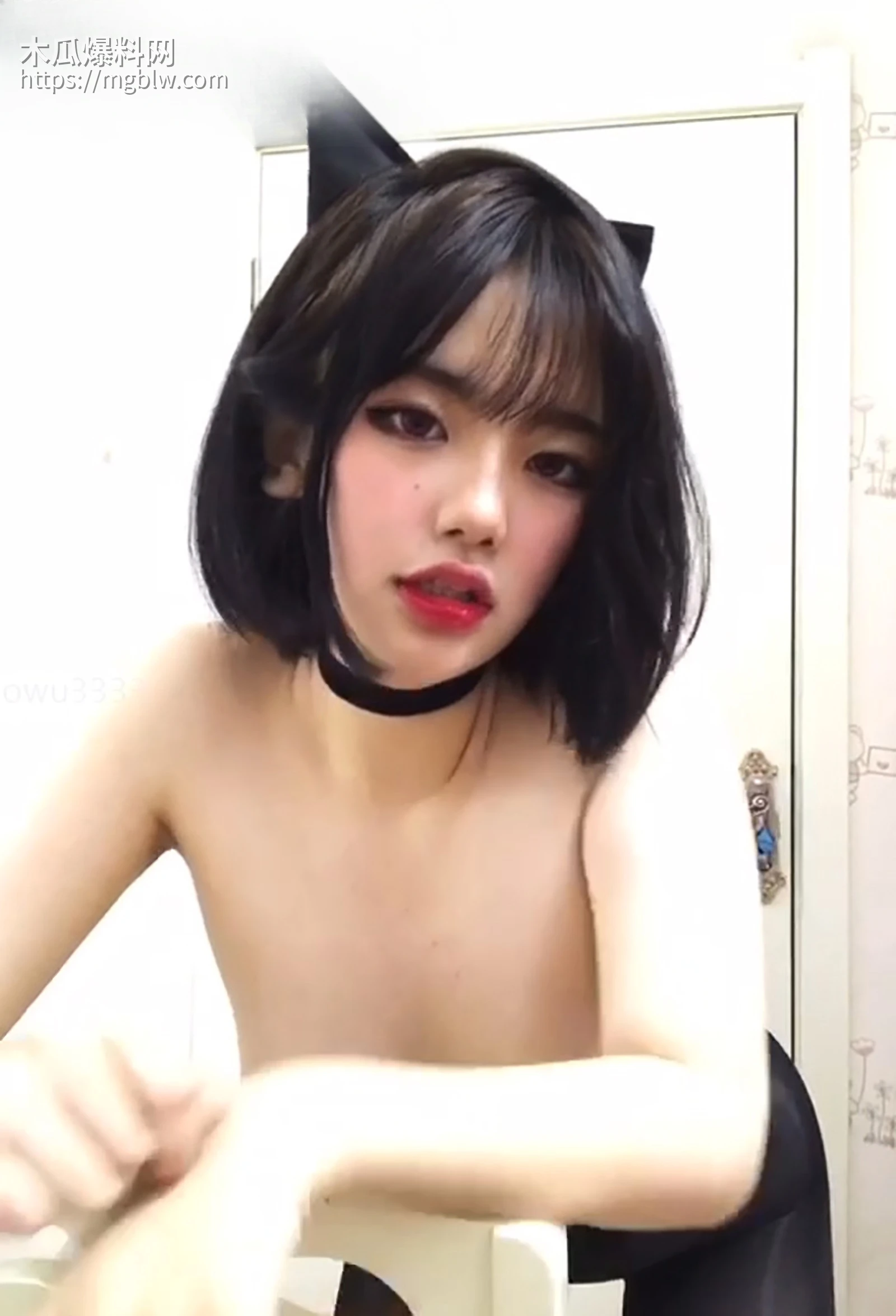 网红校花在下小骚羊裸舞自慰合集流出8拷贝