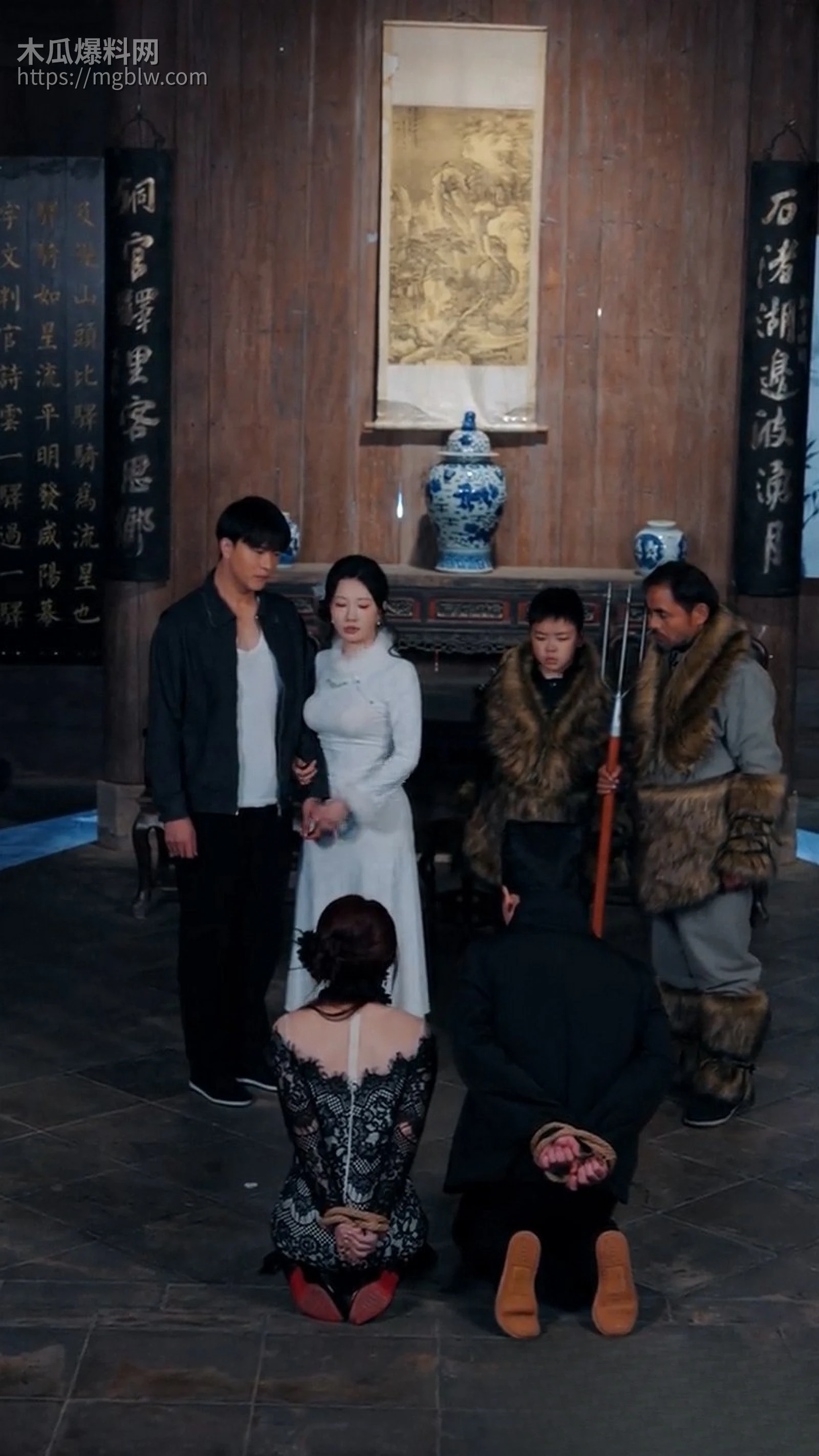 擦边短剧全村都说我老婆太迷人全集 7