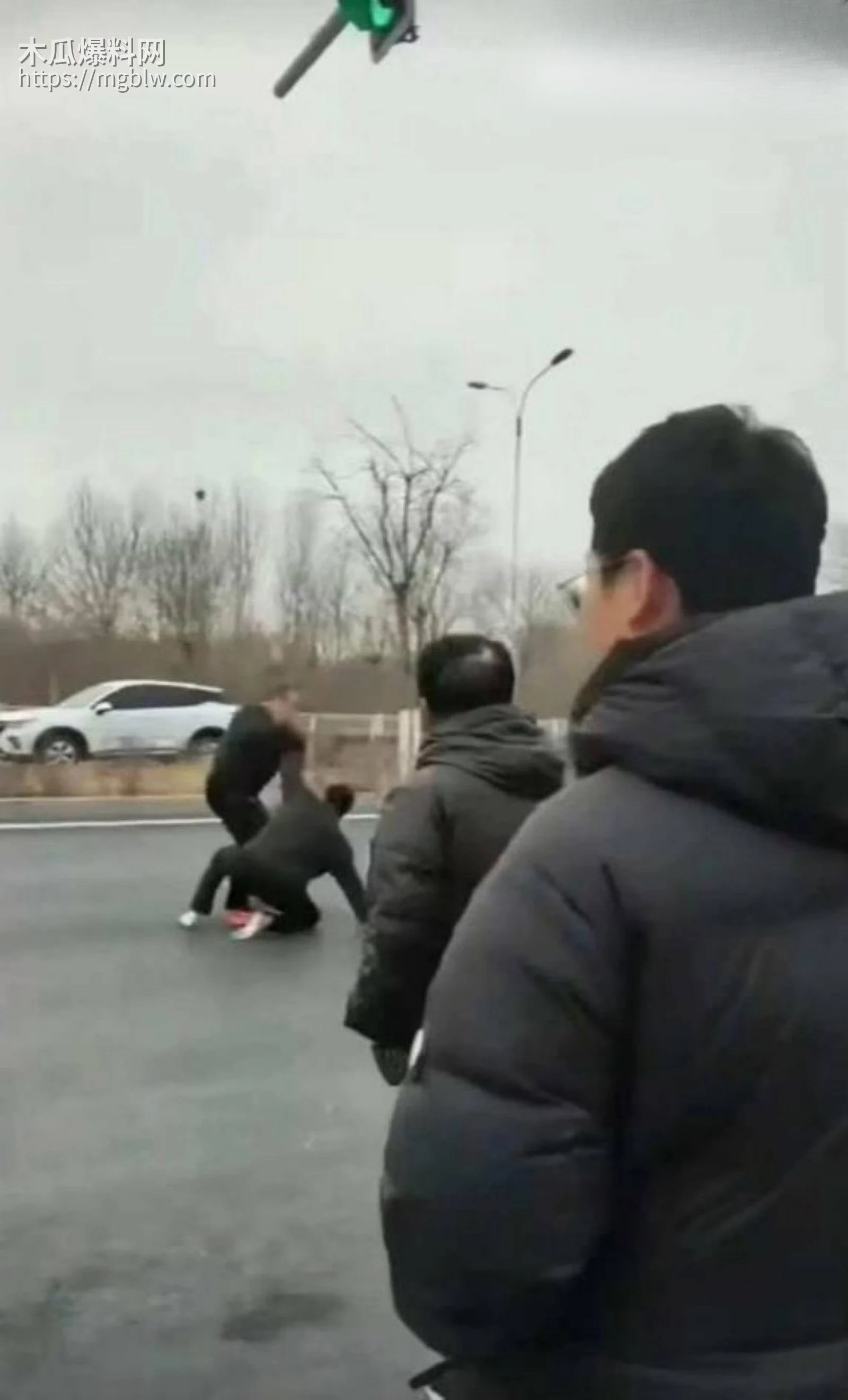 秦皇岛阿那亚斧头砍人事件06