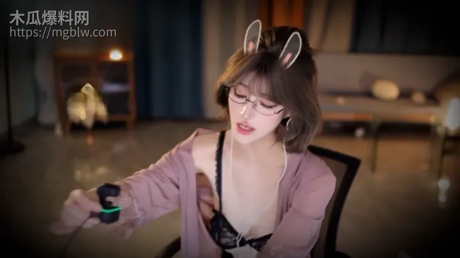 横版.00120606.Still634