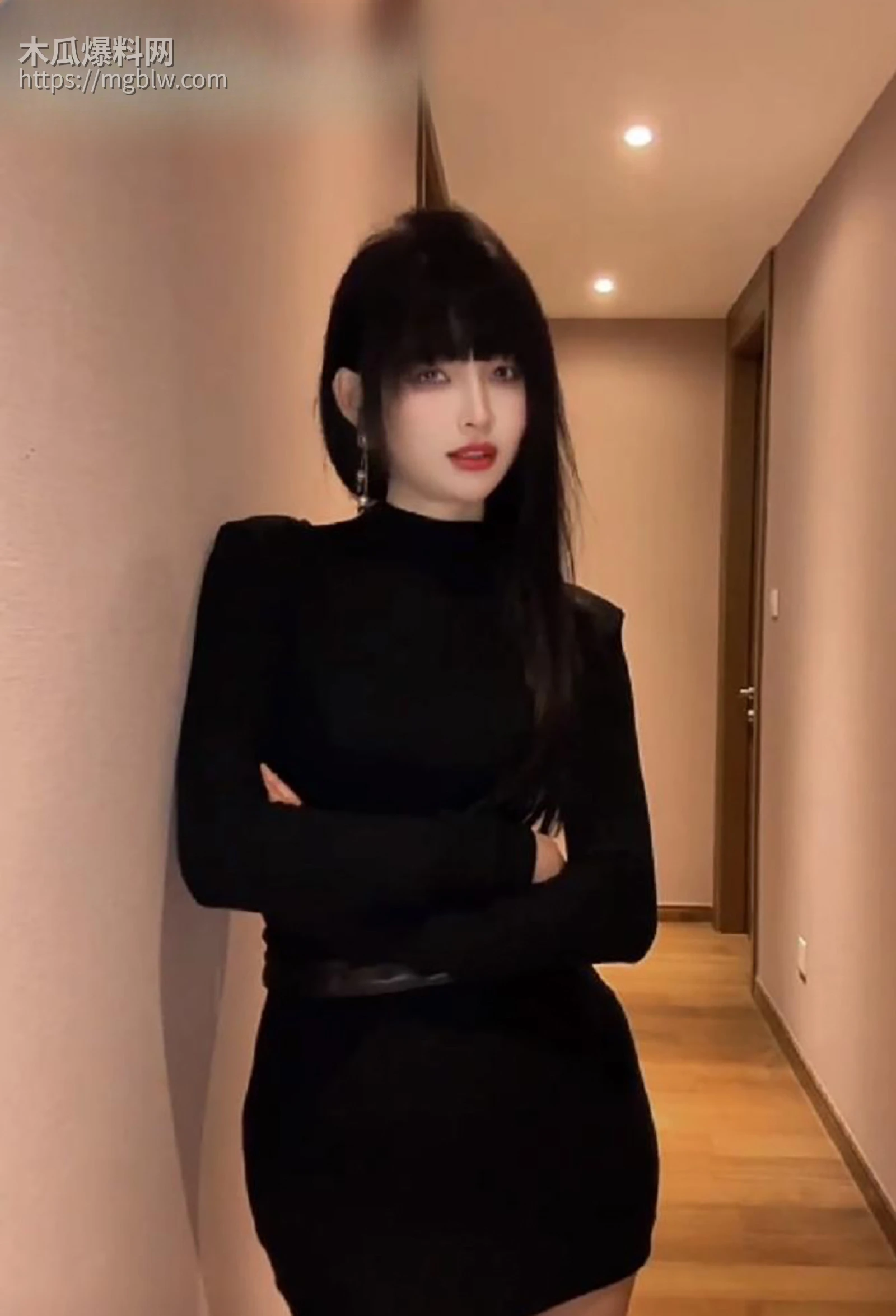 调教女王王竹子分享如果养成一个听话乖巧的母狗视频流出3拷贝