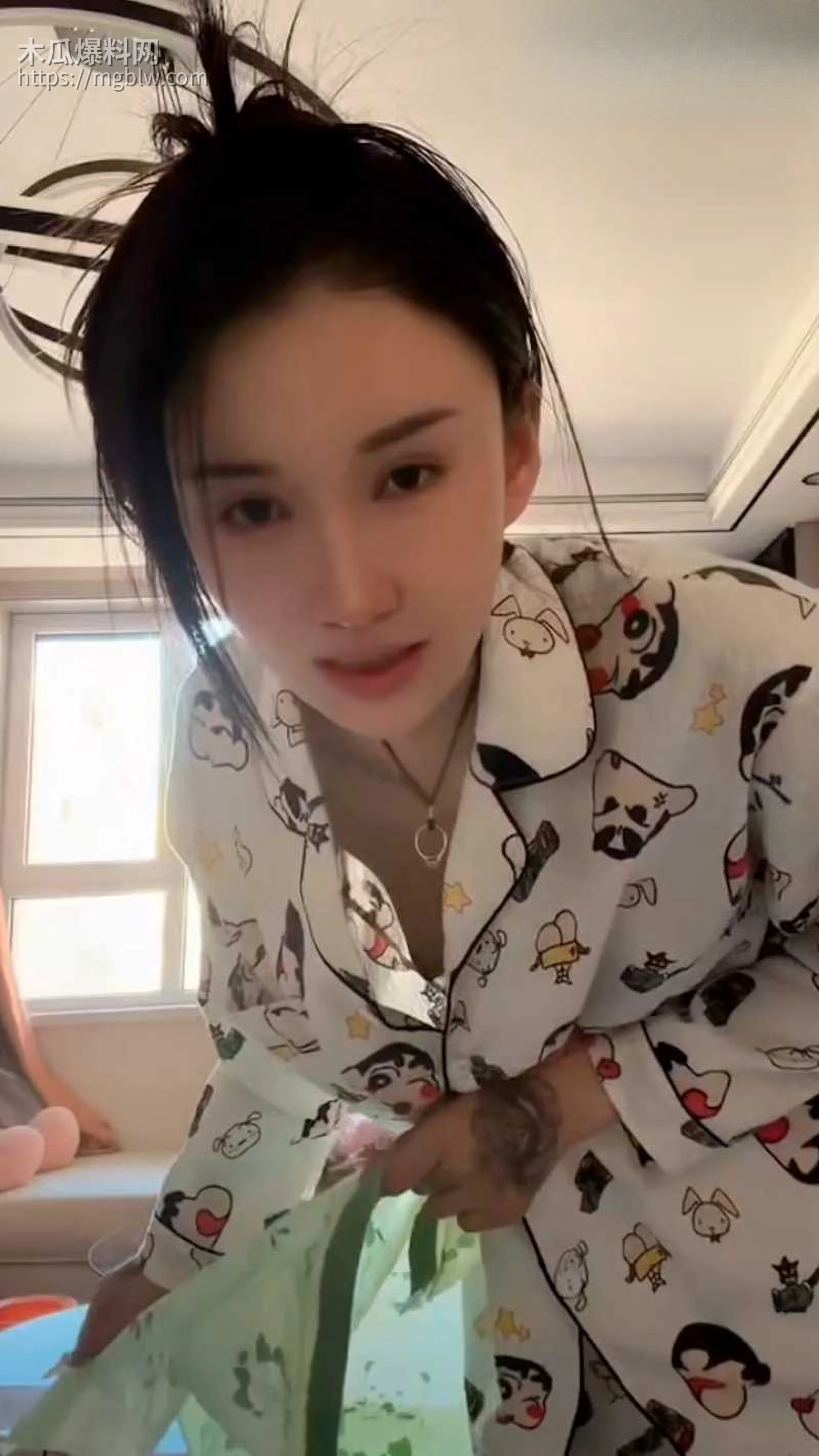 抖音快手主播直播走光合集 5