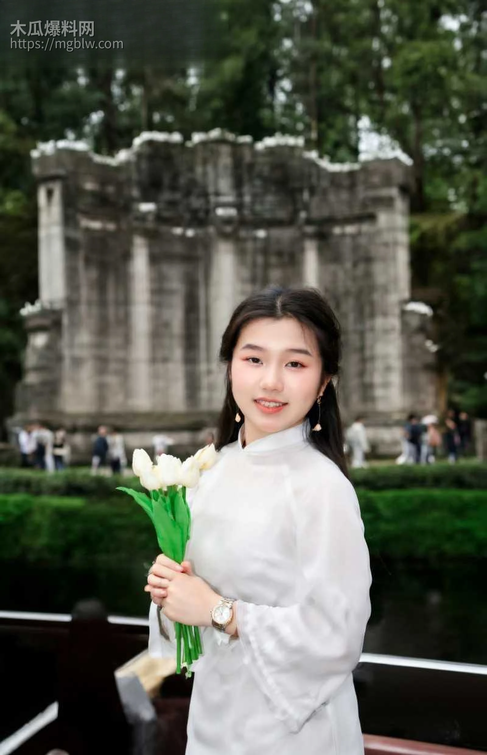 湘雅医院研究生孙馨钰坠江05