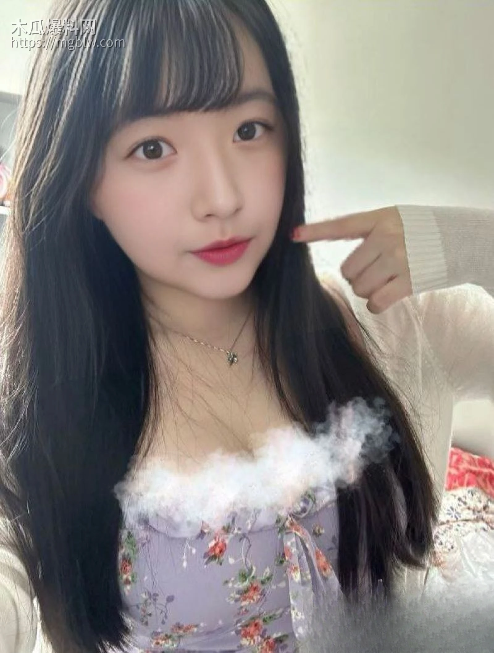 湖南大学生张雪婷裸贷视频泄漏 4