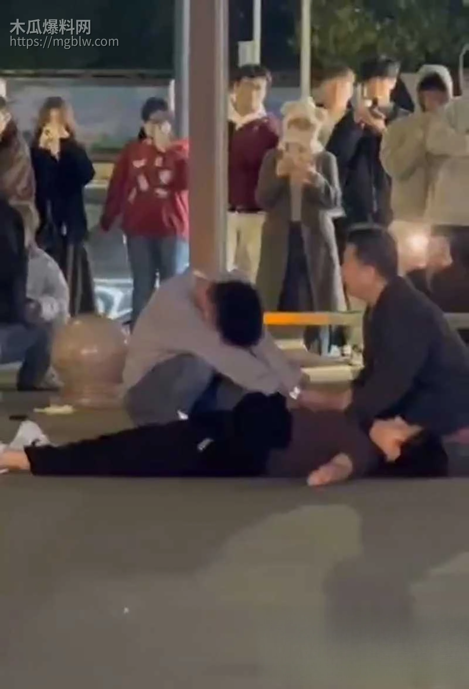 潮汕老公是同性恋被抓包视频流出 5 拷贝