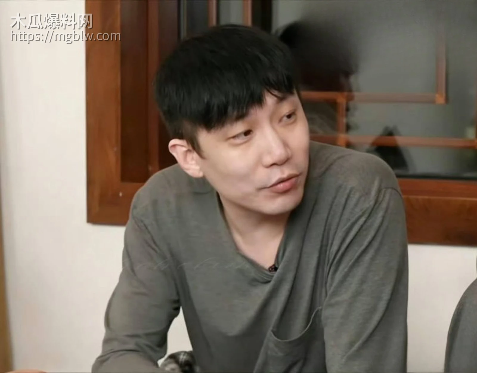 内娱女演员王欧与何九华绯闻事件015