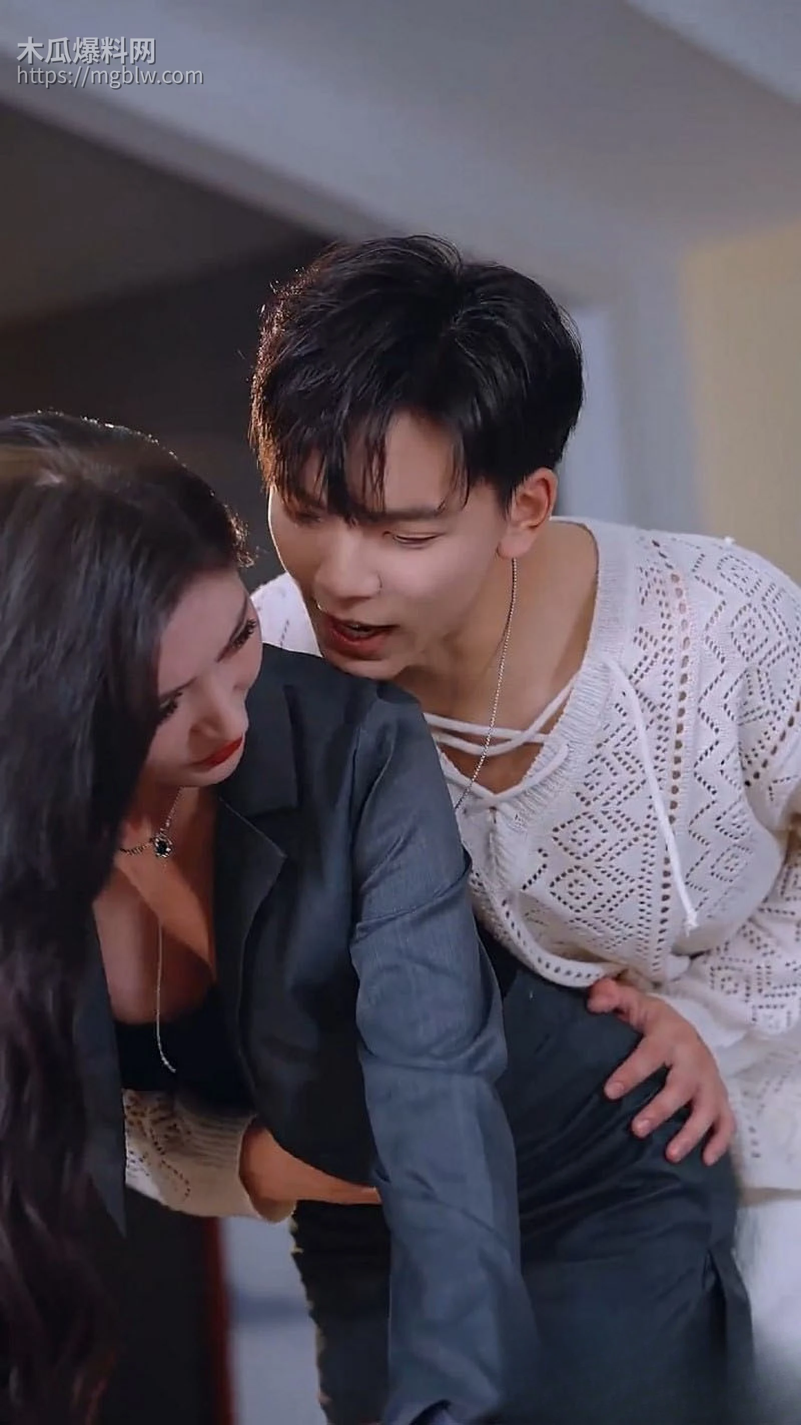 擦边短剧修理工的秘密全集 6