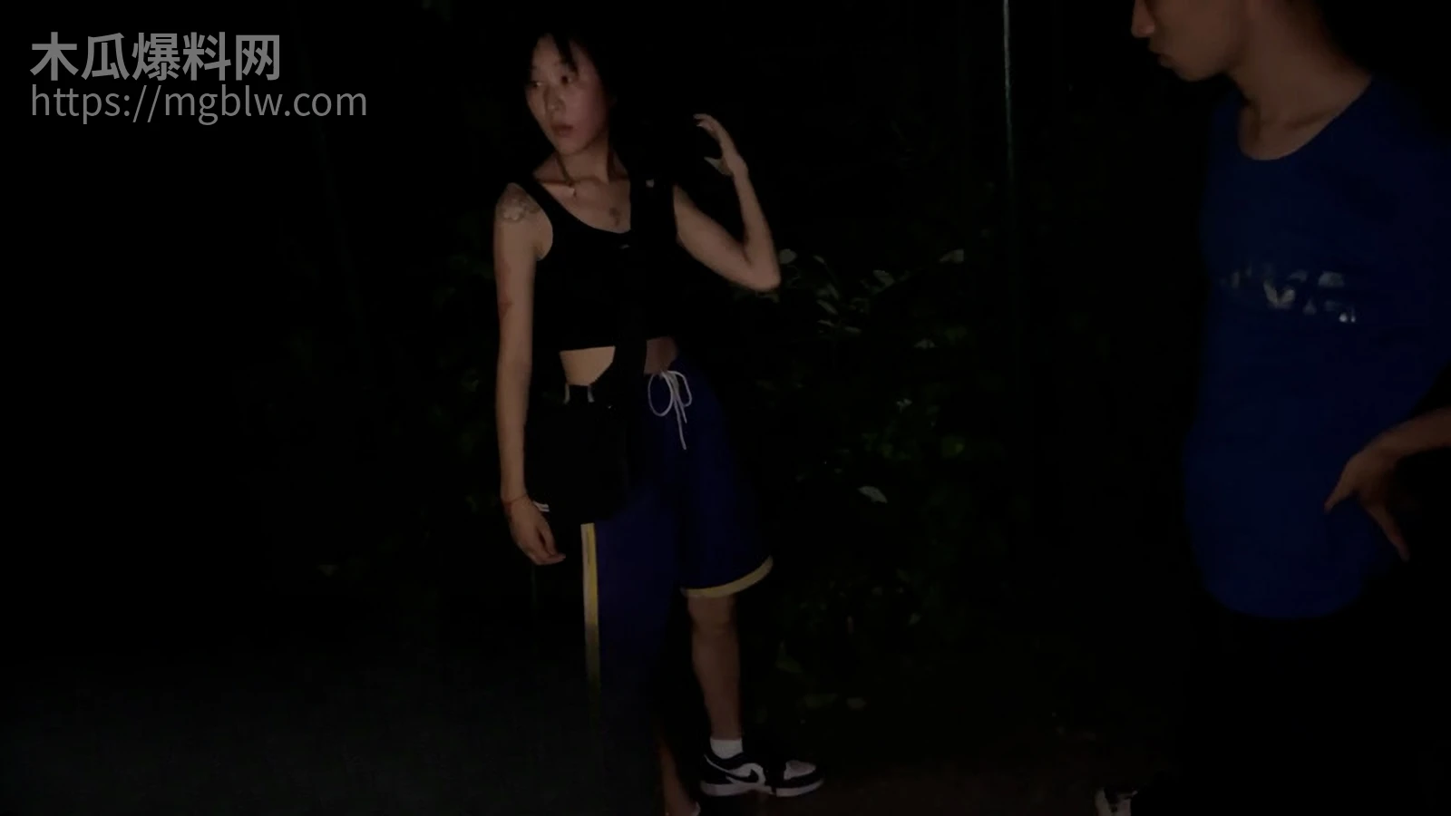 快手 初瑶会压弯 11