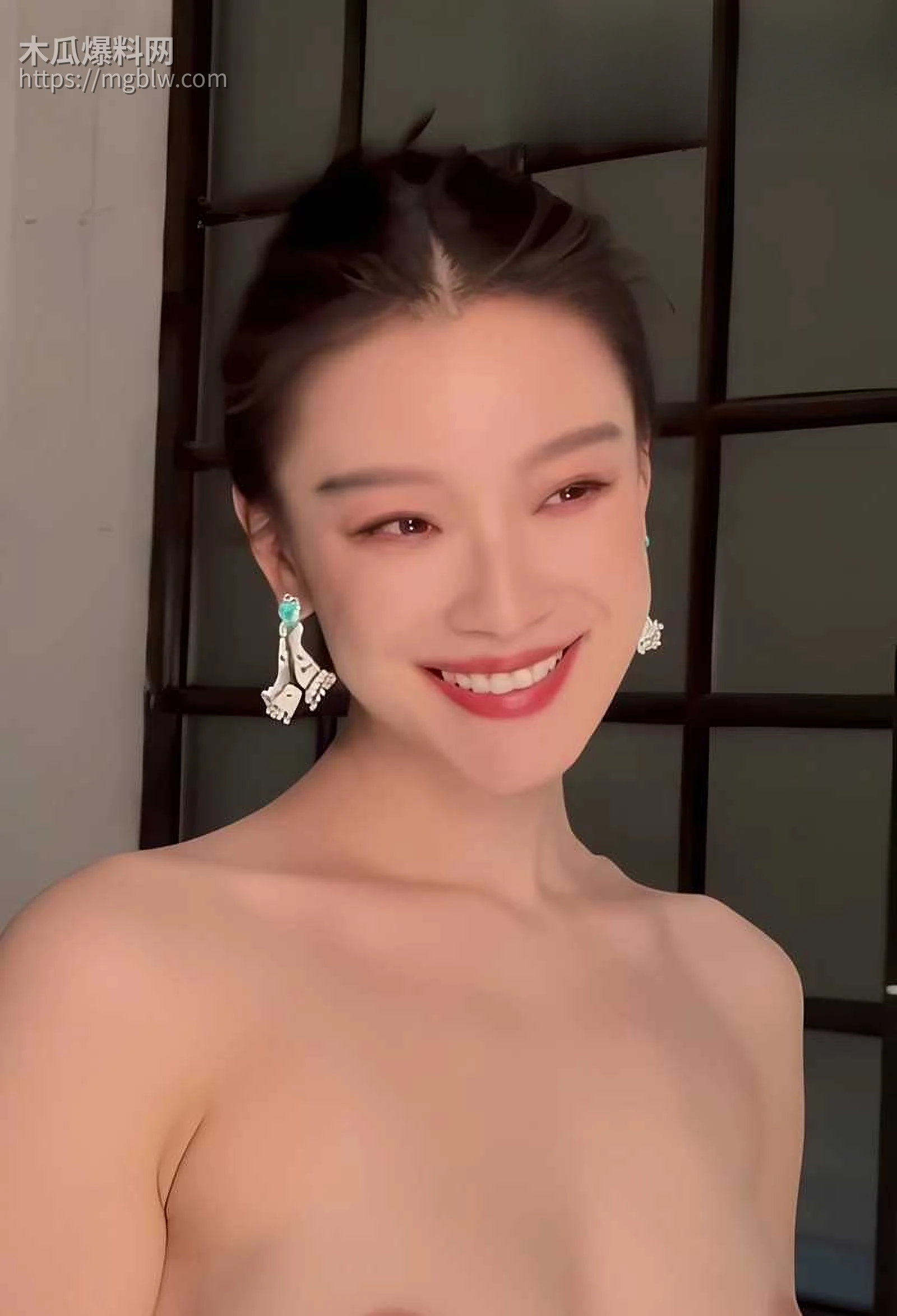 极品AI脱衣作品超美明星裸体合集流出5拷贝