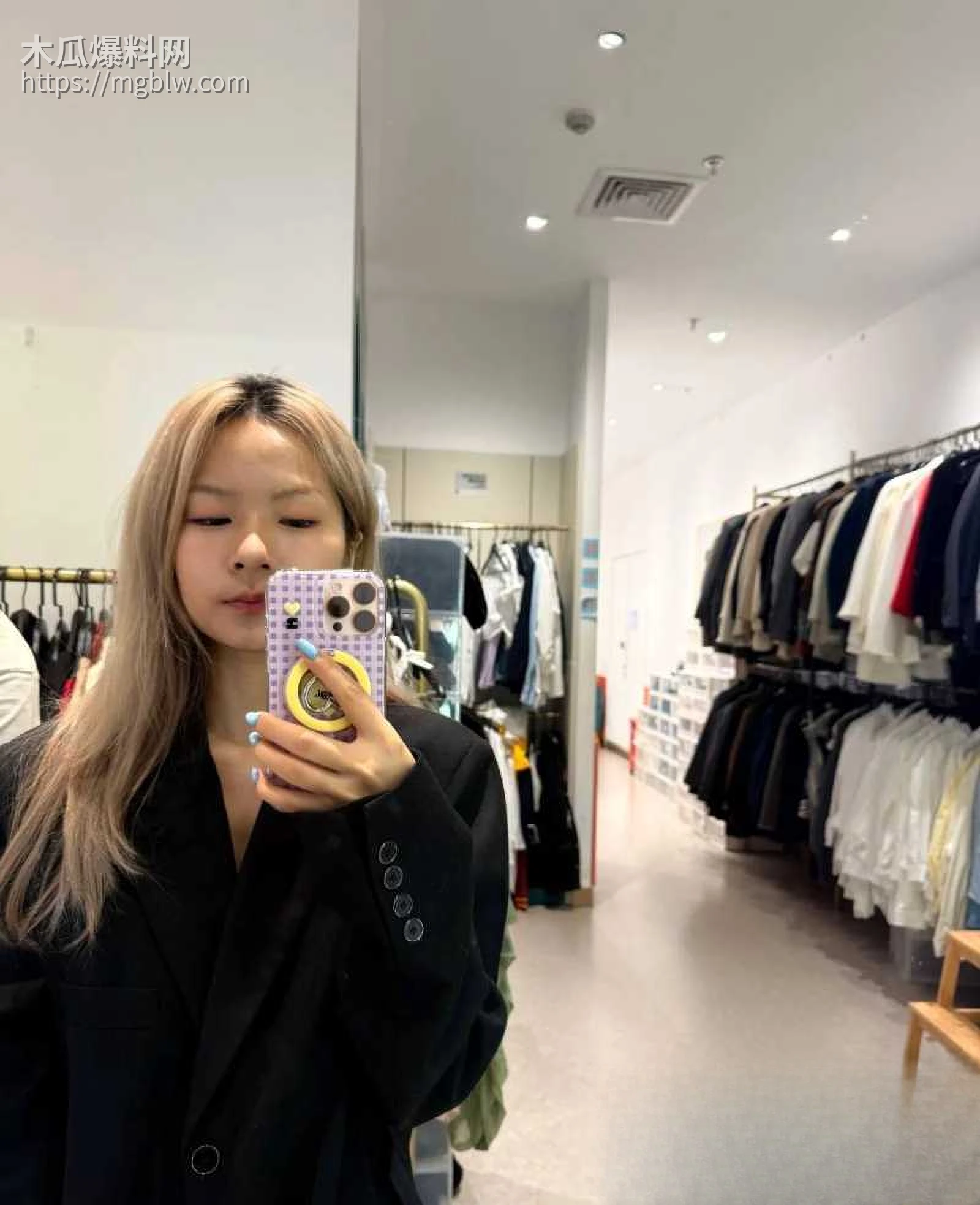 夏溪遥租房被偷拍1