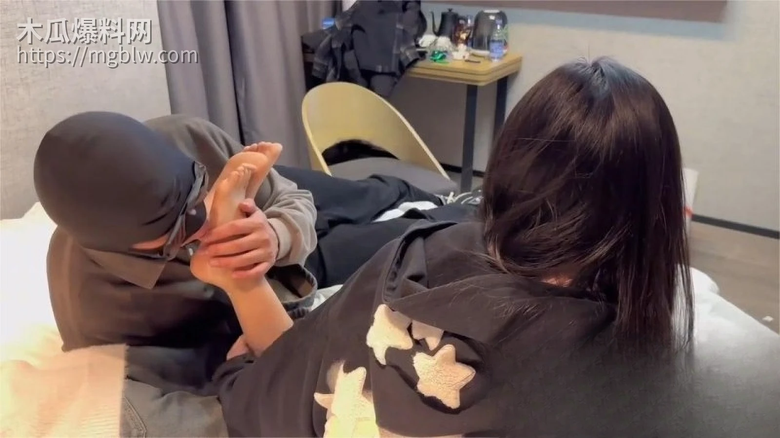 约炮大神 大玩家的足欲 双飞舔足特辑 4watermarked