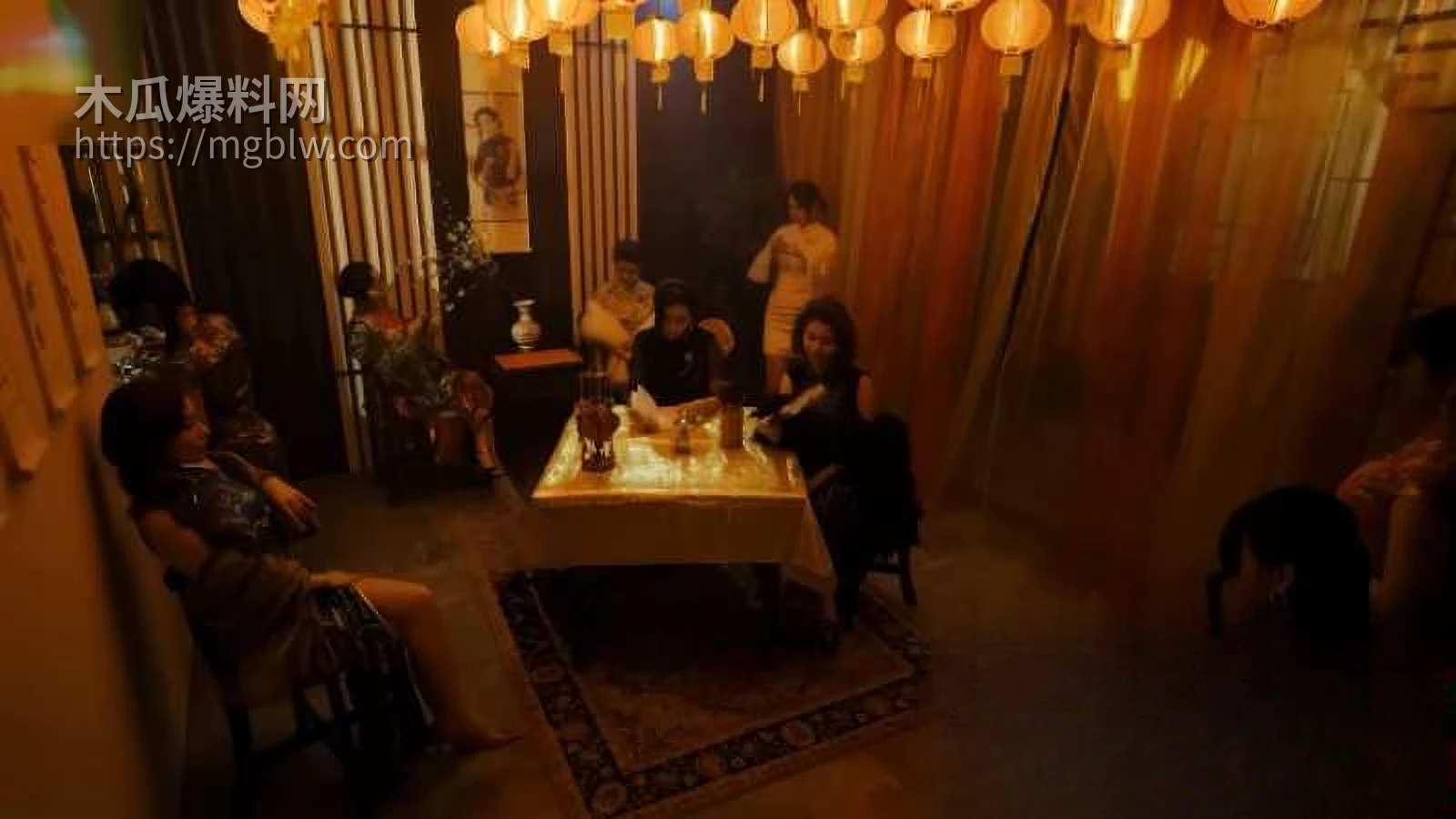 国风按摩院苏语棠旗袍湿身伺候1