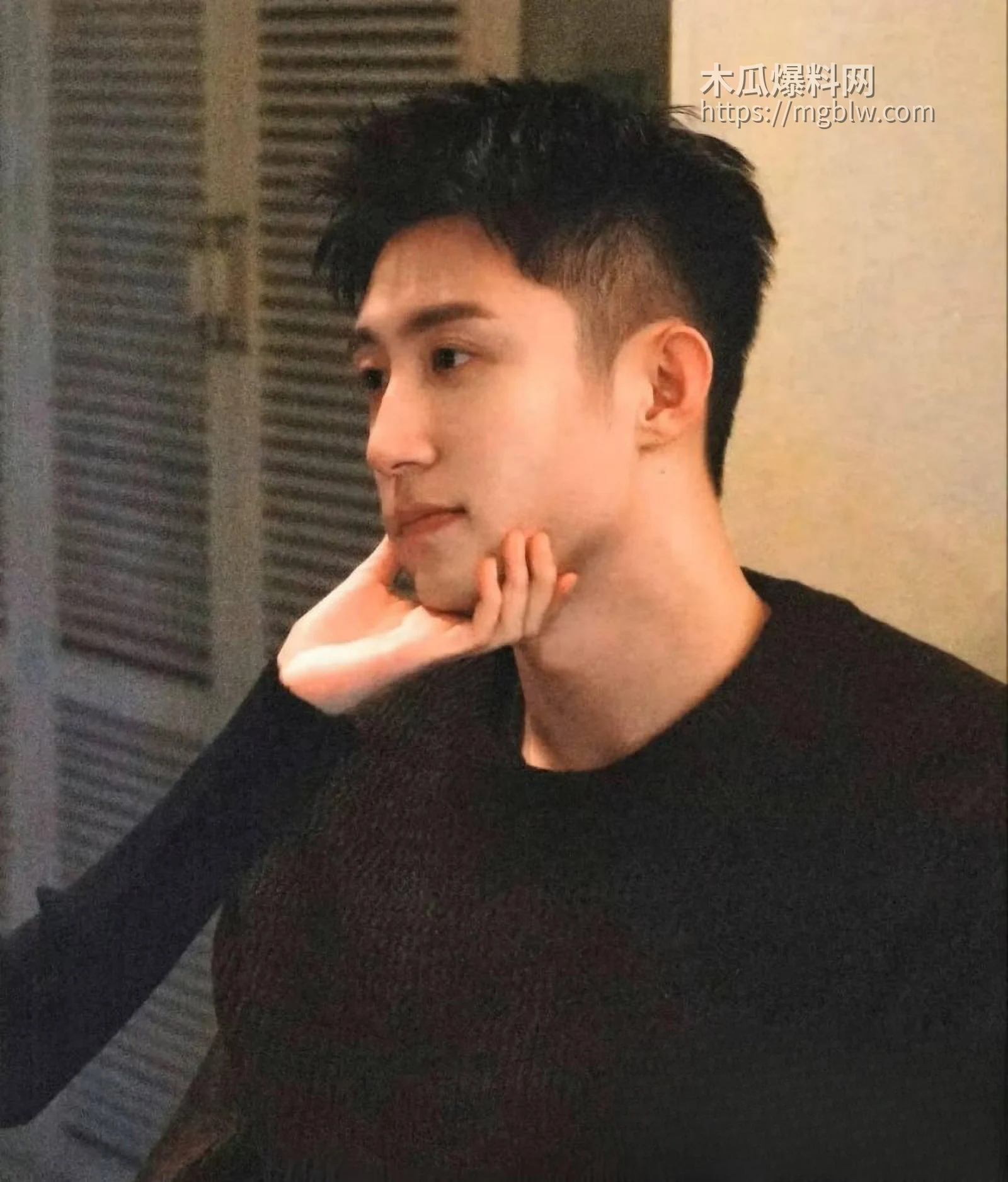 顶流明星黄景瑜王玉雯恋情曝光012