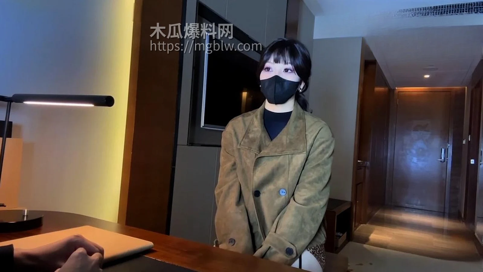 巨乳福利姬 菠萝啤beer 淫穴紧缩治疗 1