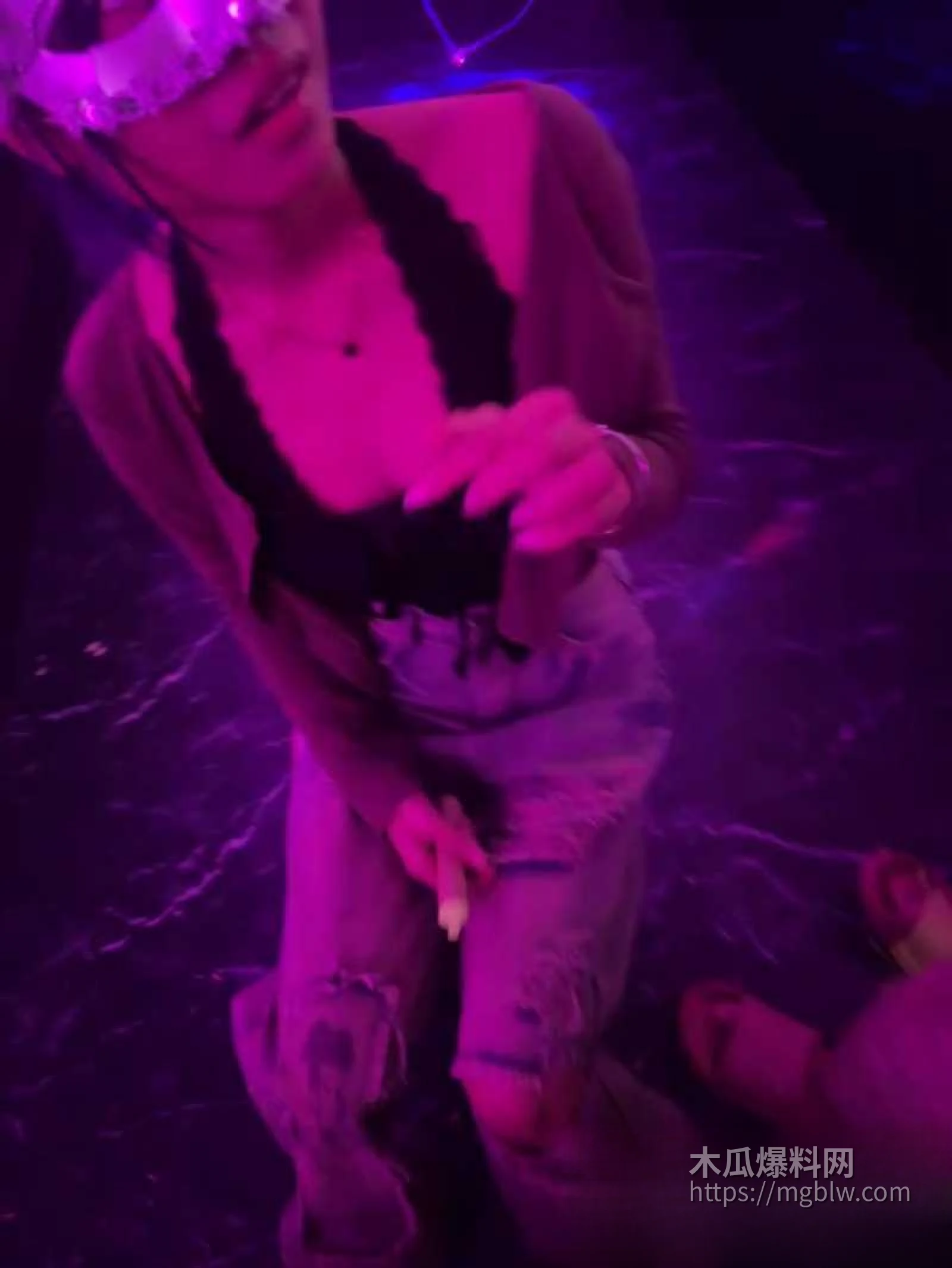 团体性爱直播天团 3