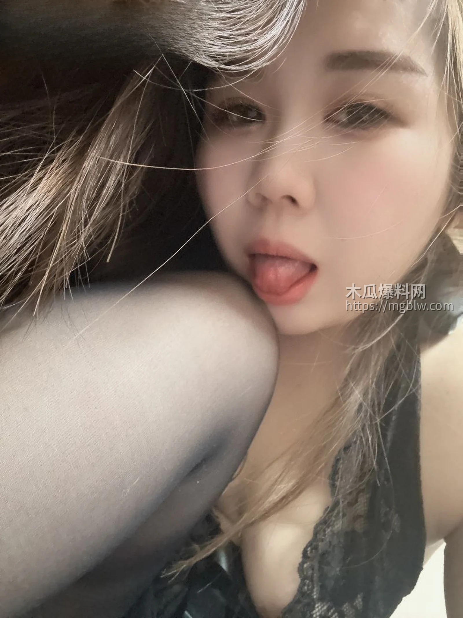 台湾黑道大哥曝光淫妻饥渴时刻 5