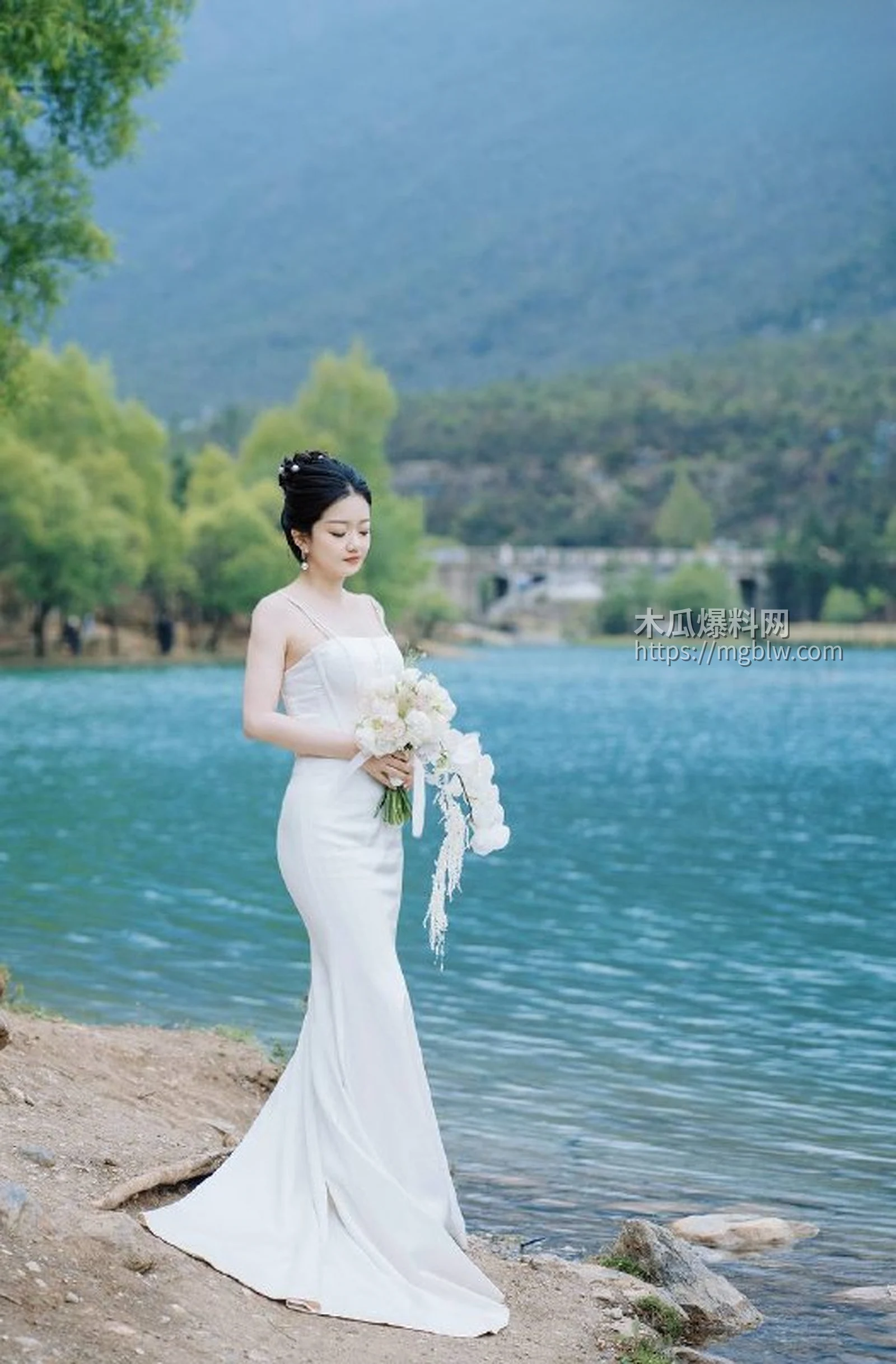 上海人妻 黎馨 出轨金主私拍 5