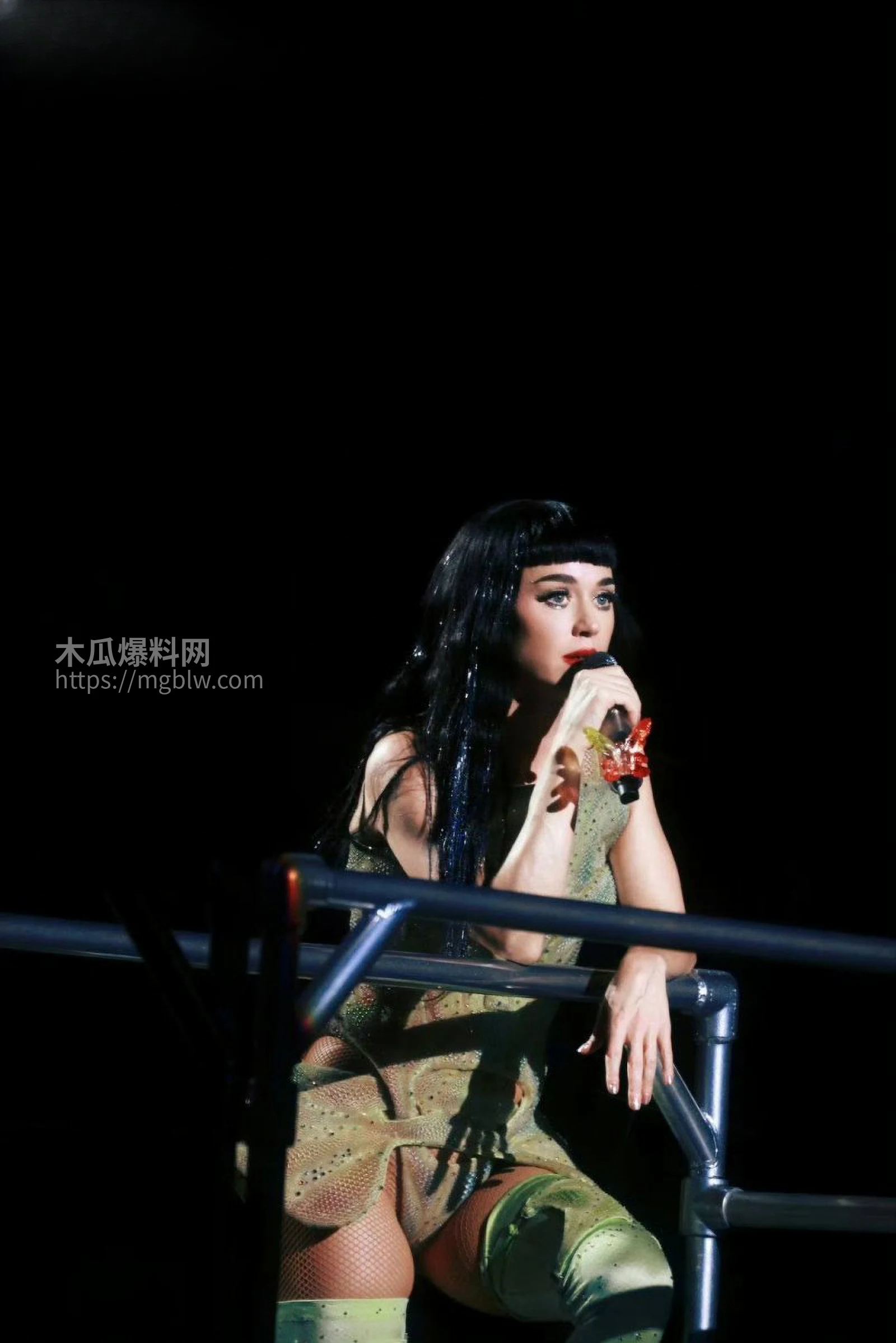 好莱坞女星鲁比罗丝被水果姐性侵事件010