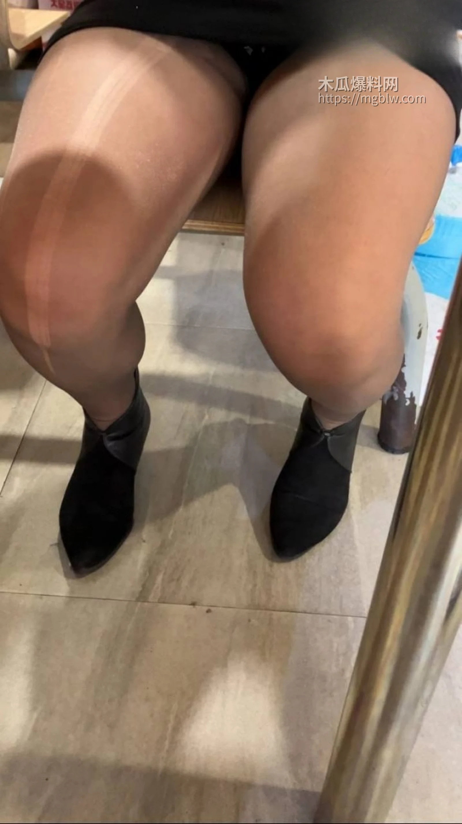 爱吃饺子和嫂子和嫂子车震做爱02