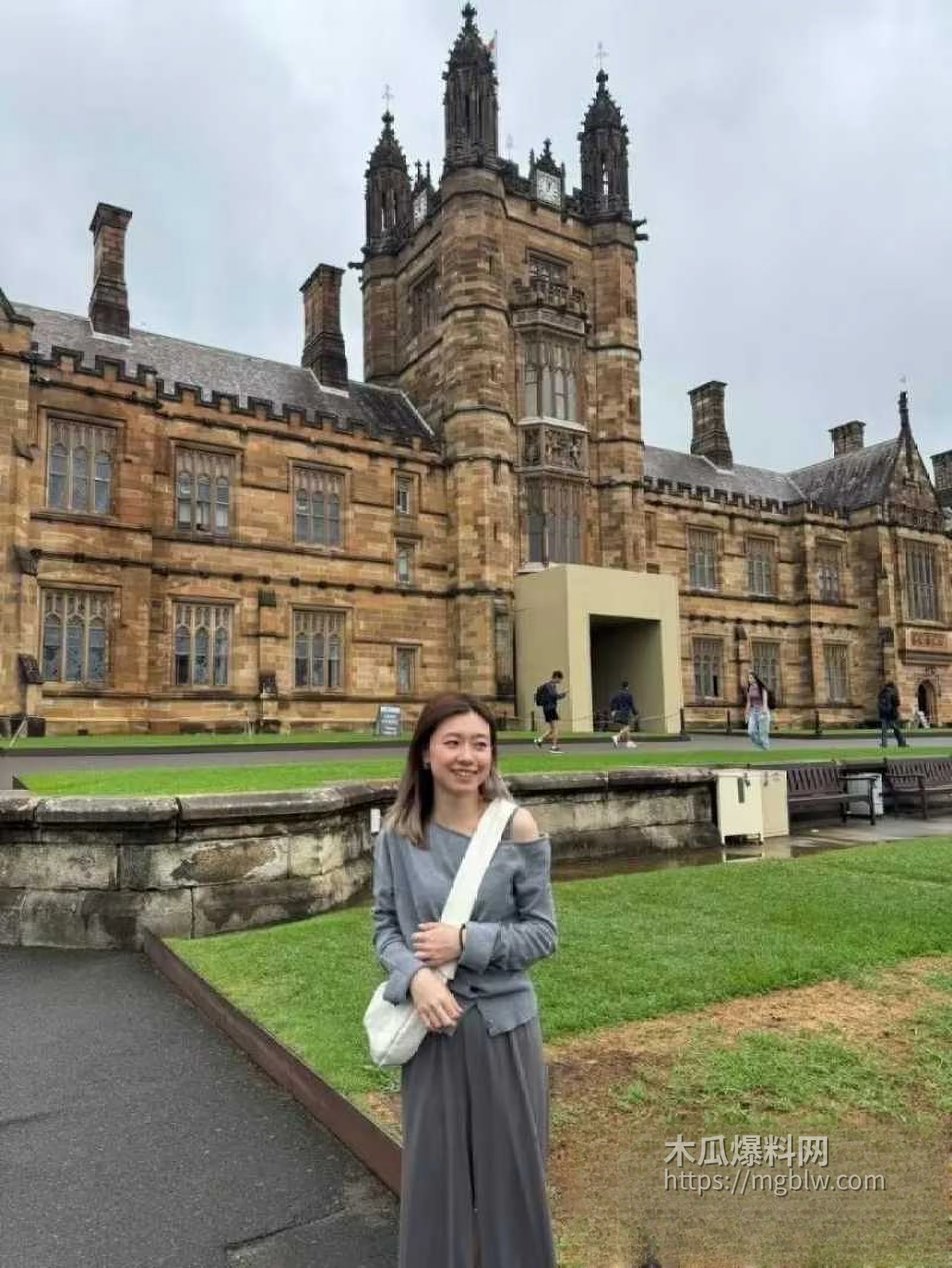 悉尼大学留学生沈家怡2