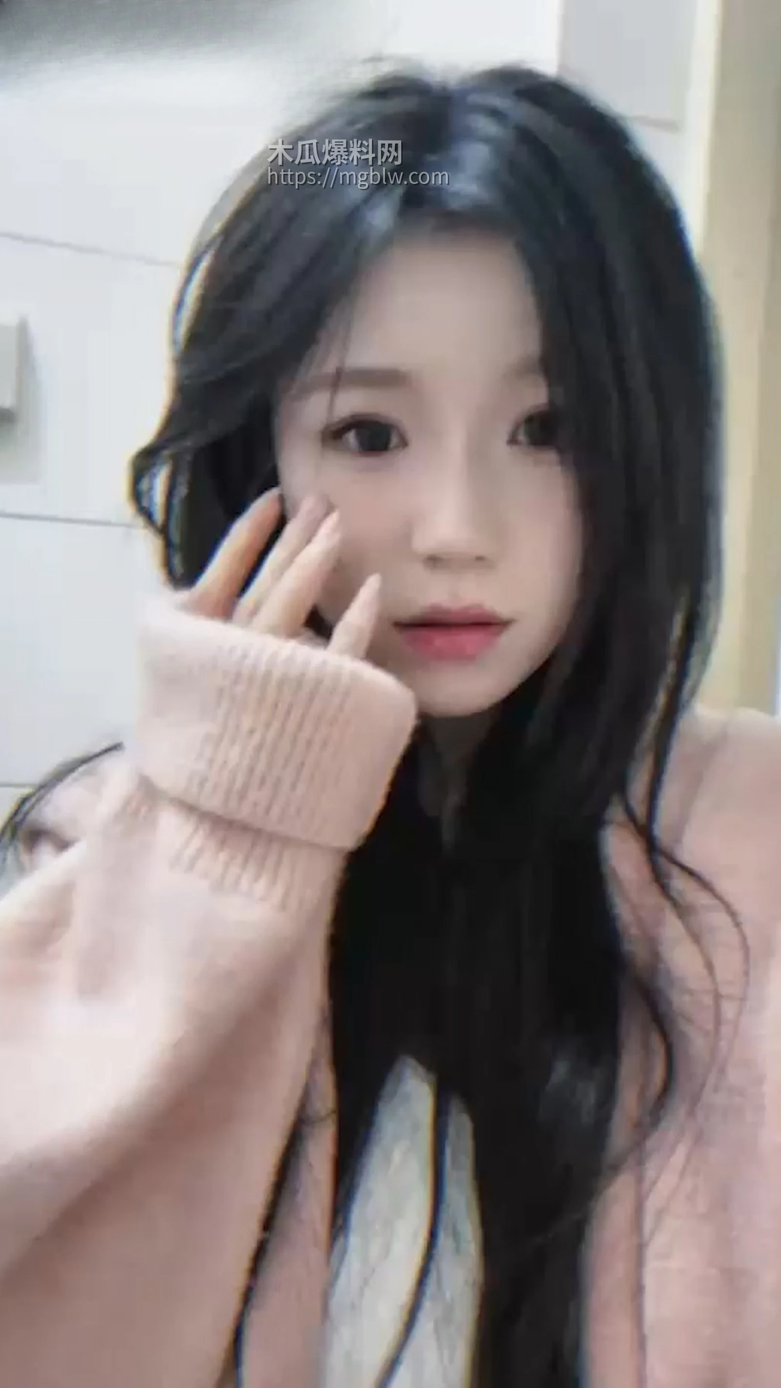 总华探长的小狗 调教稚嫩女友 1