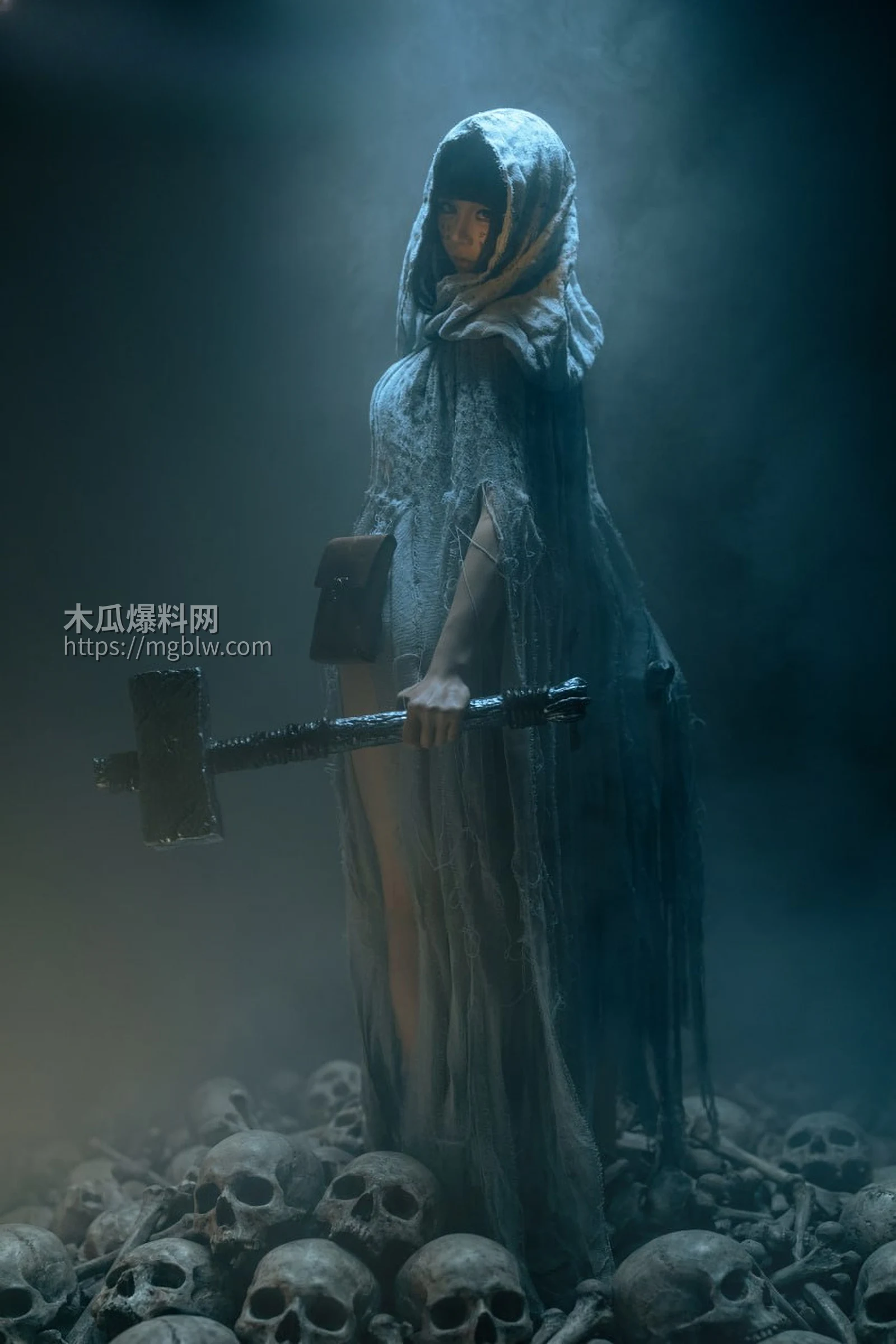 高颜值网红 八木芽子 化身高冷女巫 6