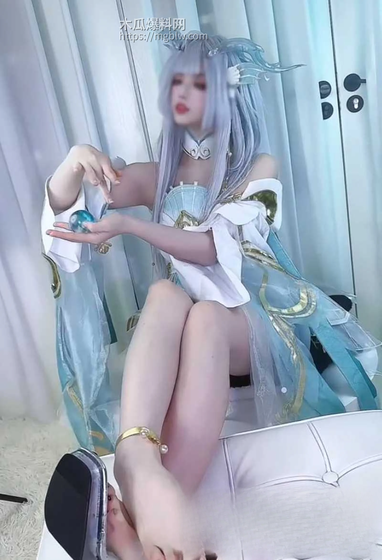 超人气女神美少女福利姬月野兔崽子COS西施足交榨精视频流出6拷贝