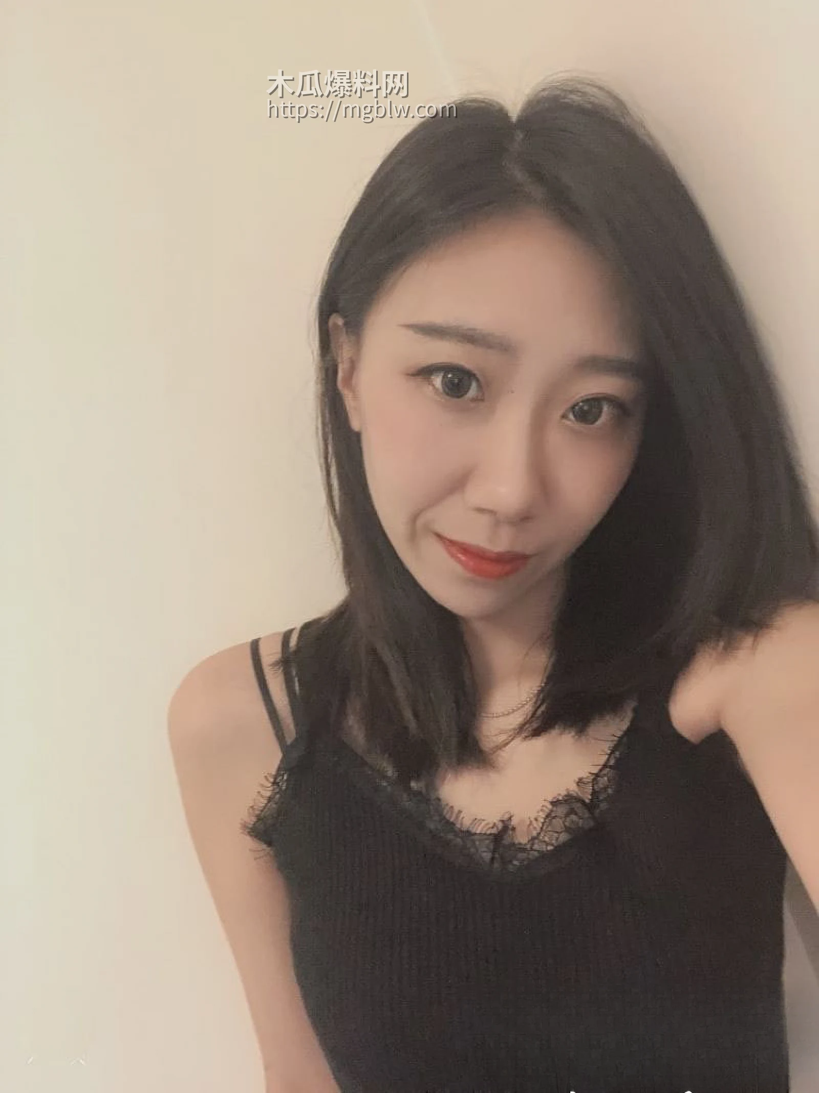 在德博士钟义迷奸女友7次 4