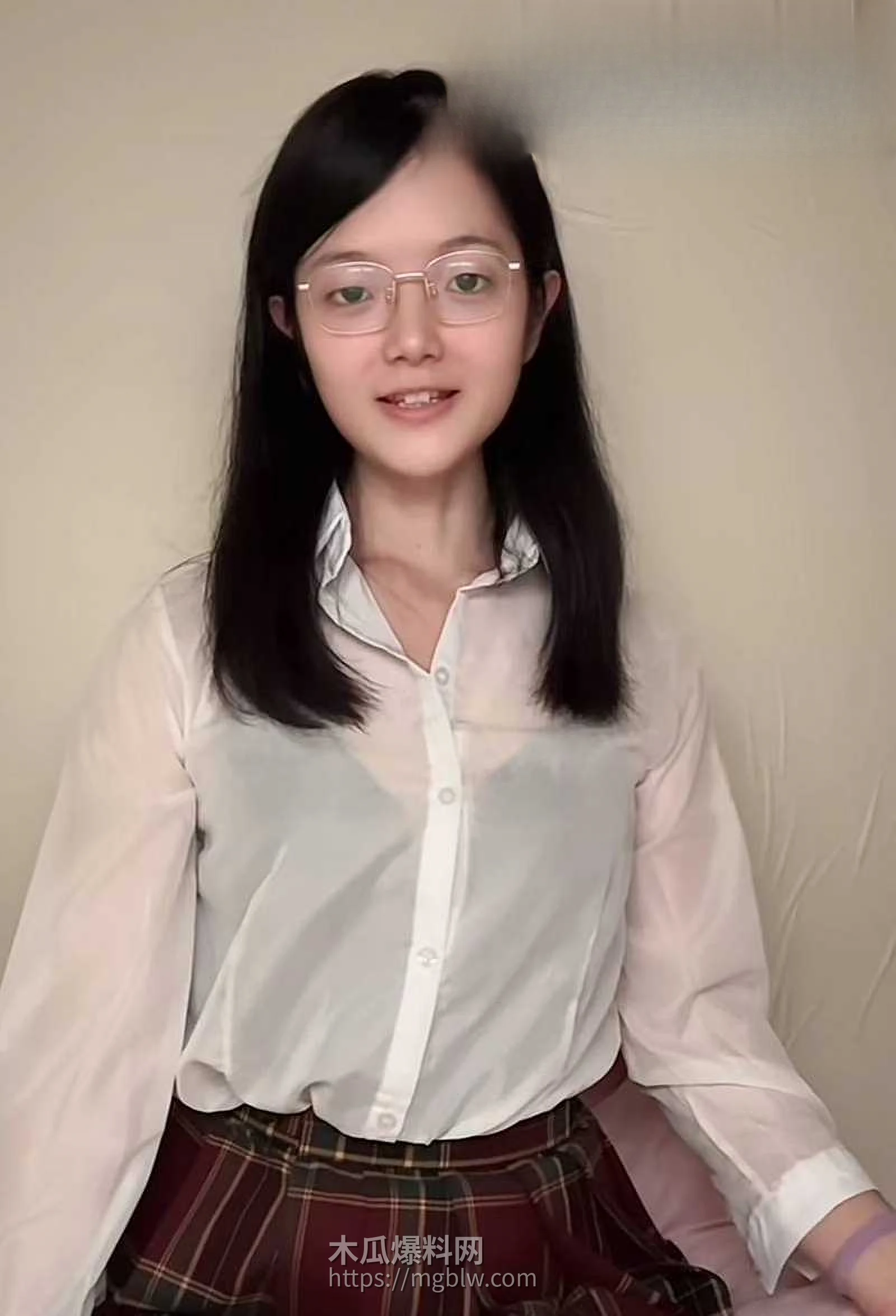 萝莉网黄少女罗老师裸舞性爱合集 2 拷贝