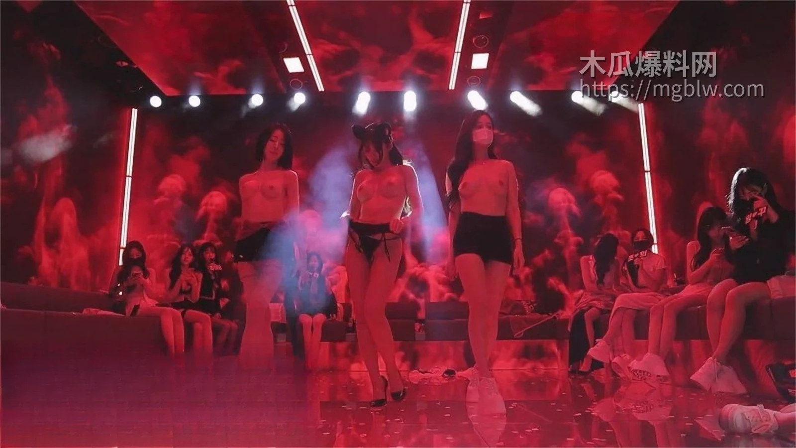 韩国脱衣舞女团 熊猫班 百家乐日 1