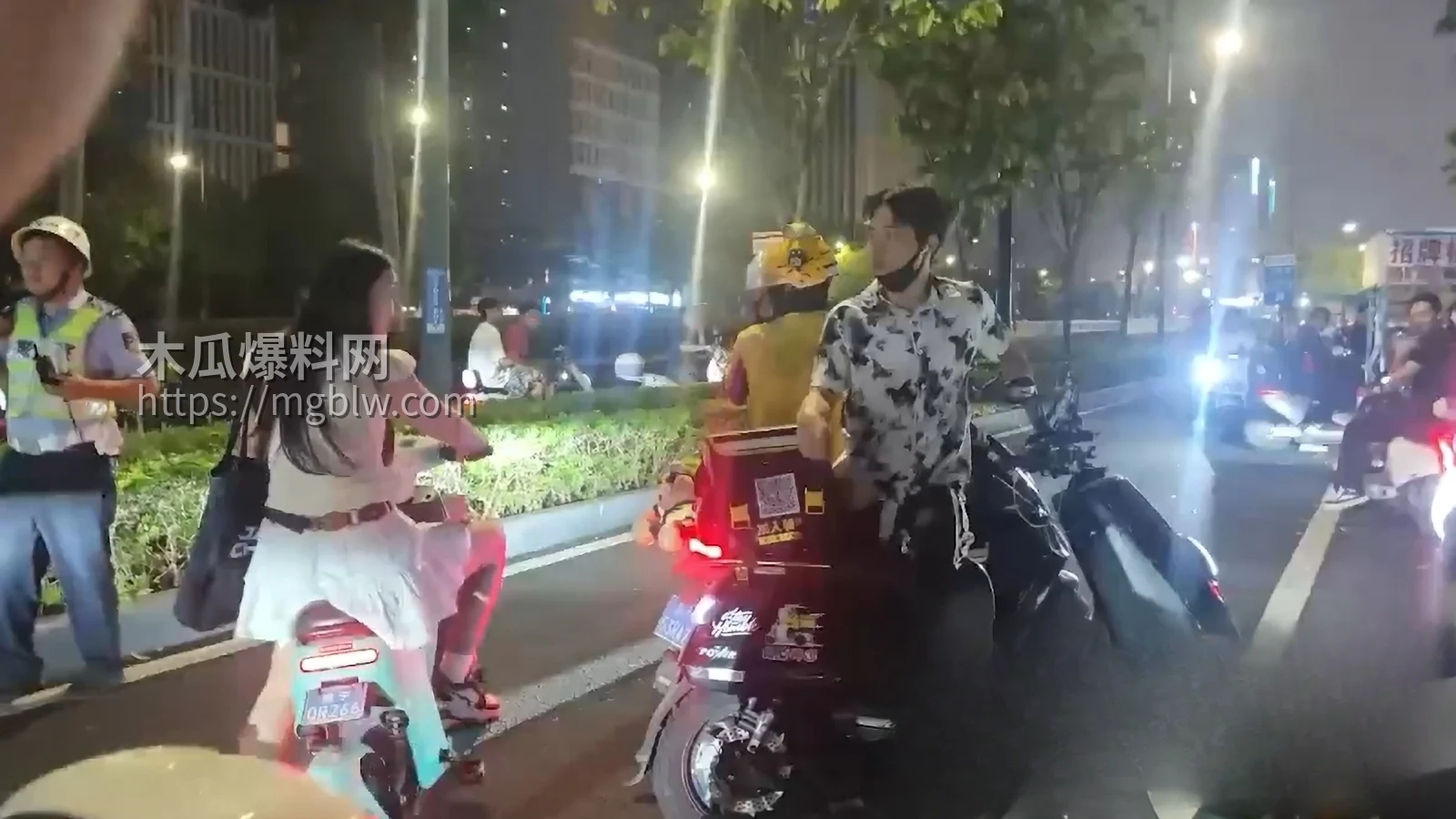 一女子舌战群雄 5