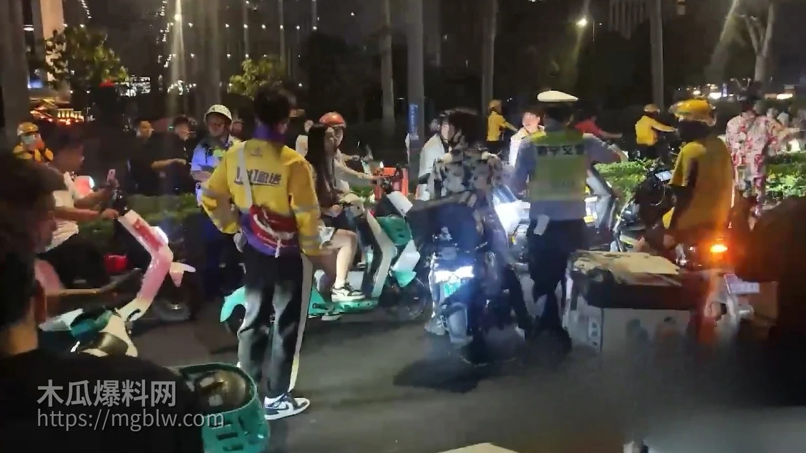 一女子舌战群雄 6