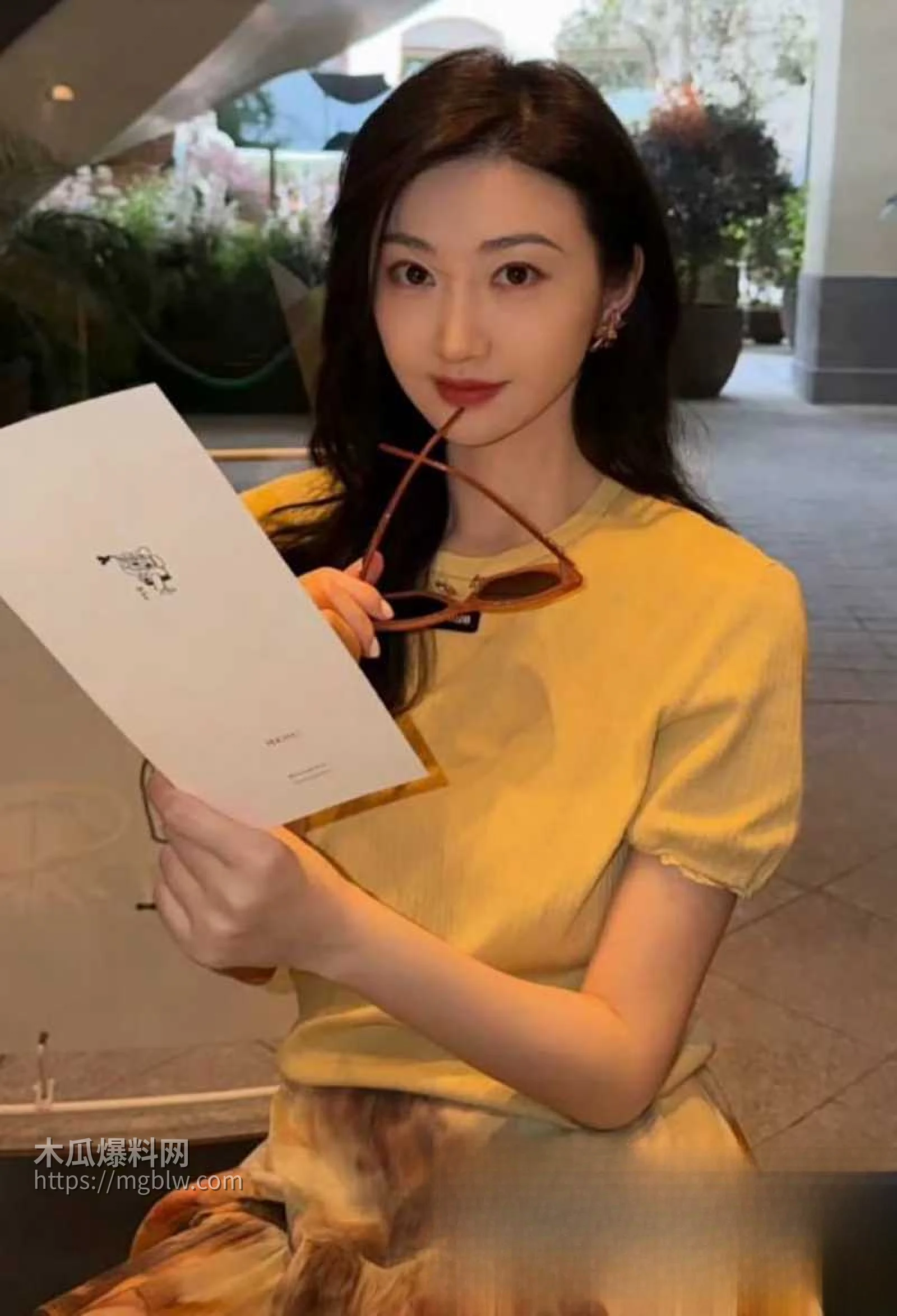 娱乐圈知名演员景甜被狗仔爆料代孕风波3拷贝