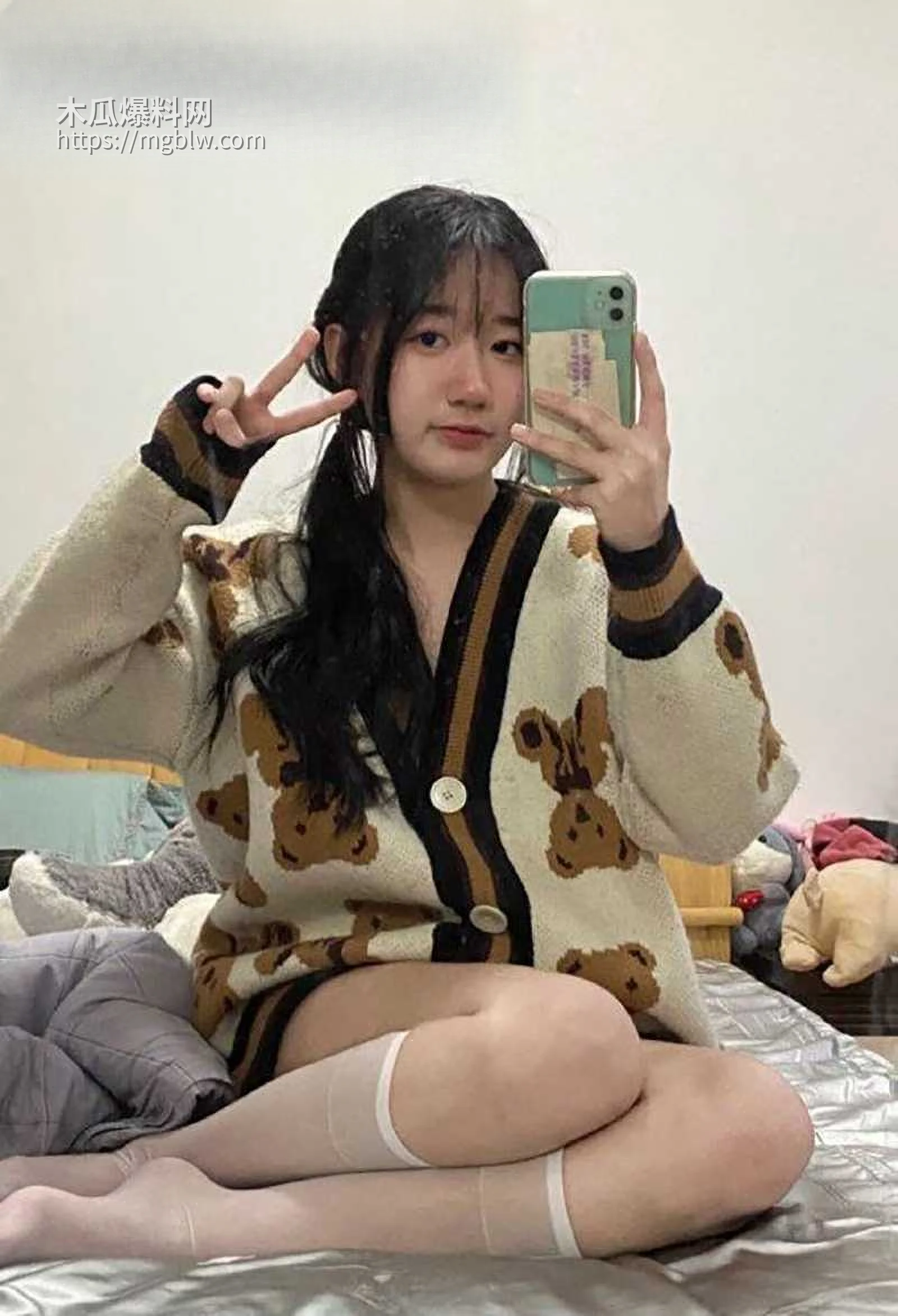 吉林大学南岭校区研究生刘志浩脚踏多条船被爆3拷贝