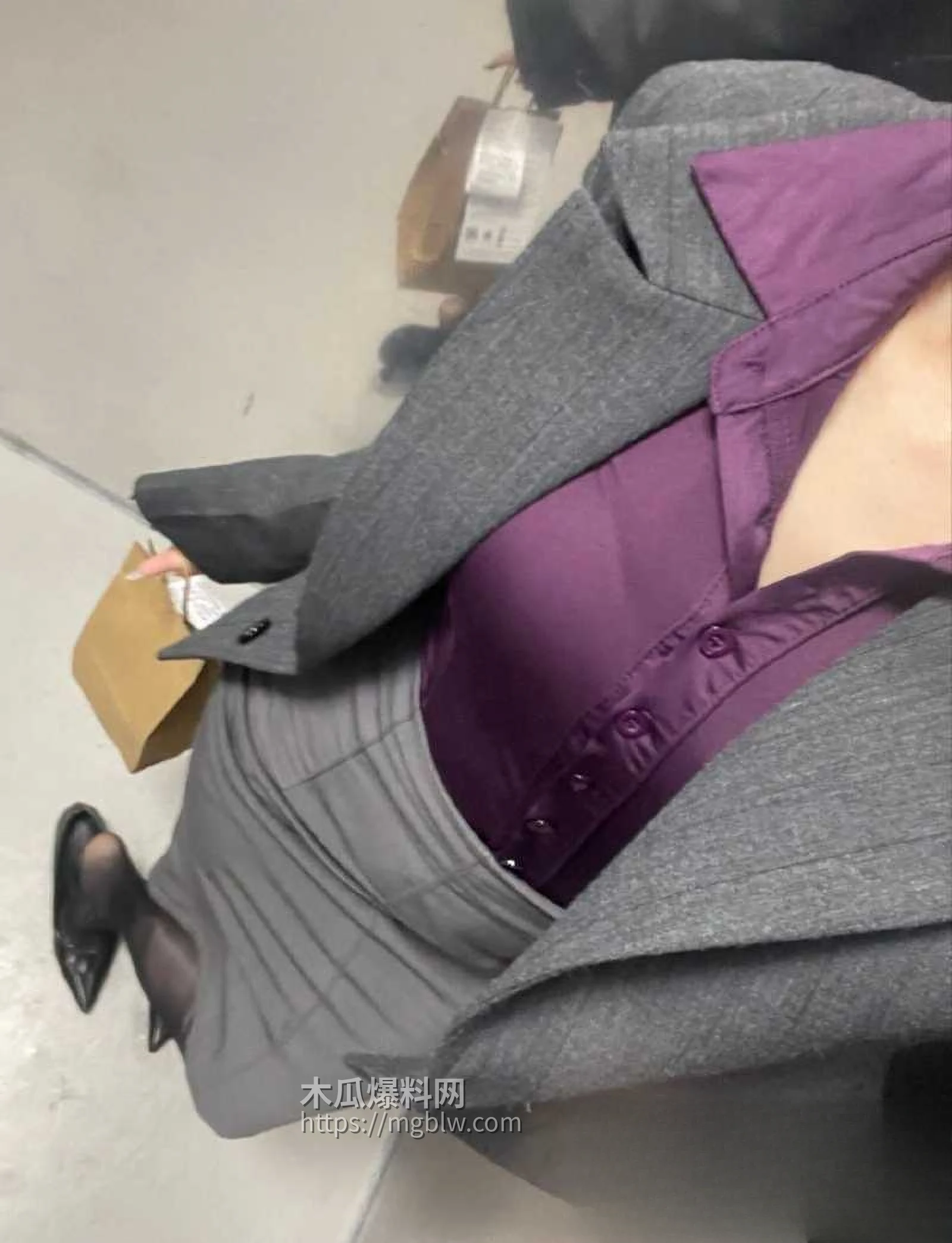 张茜茜顶美御姐塌房 3