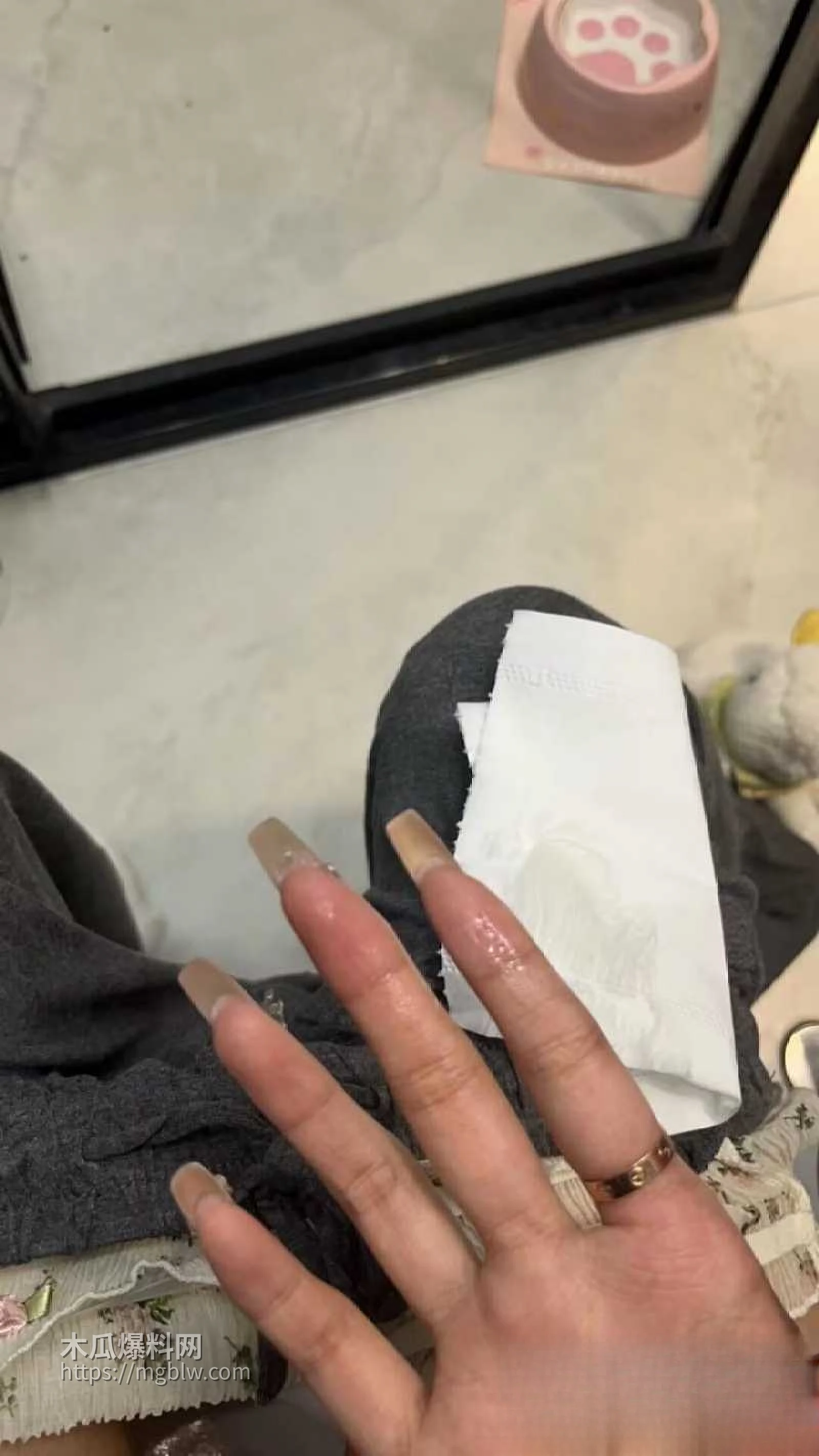 抖音妖艳贱货 6