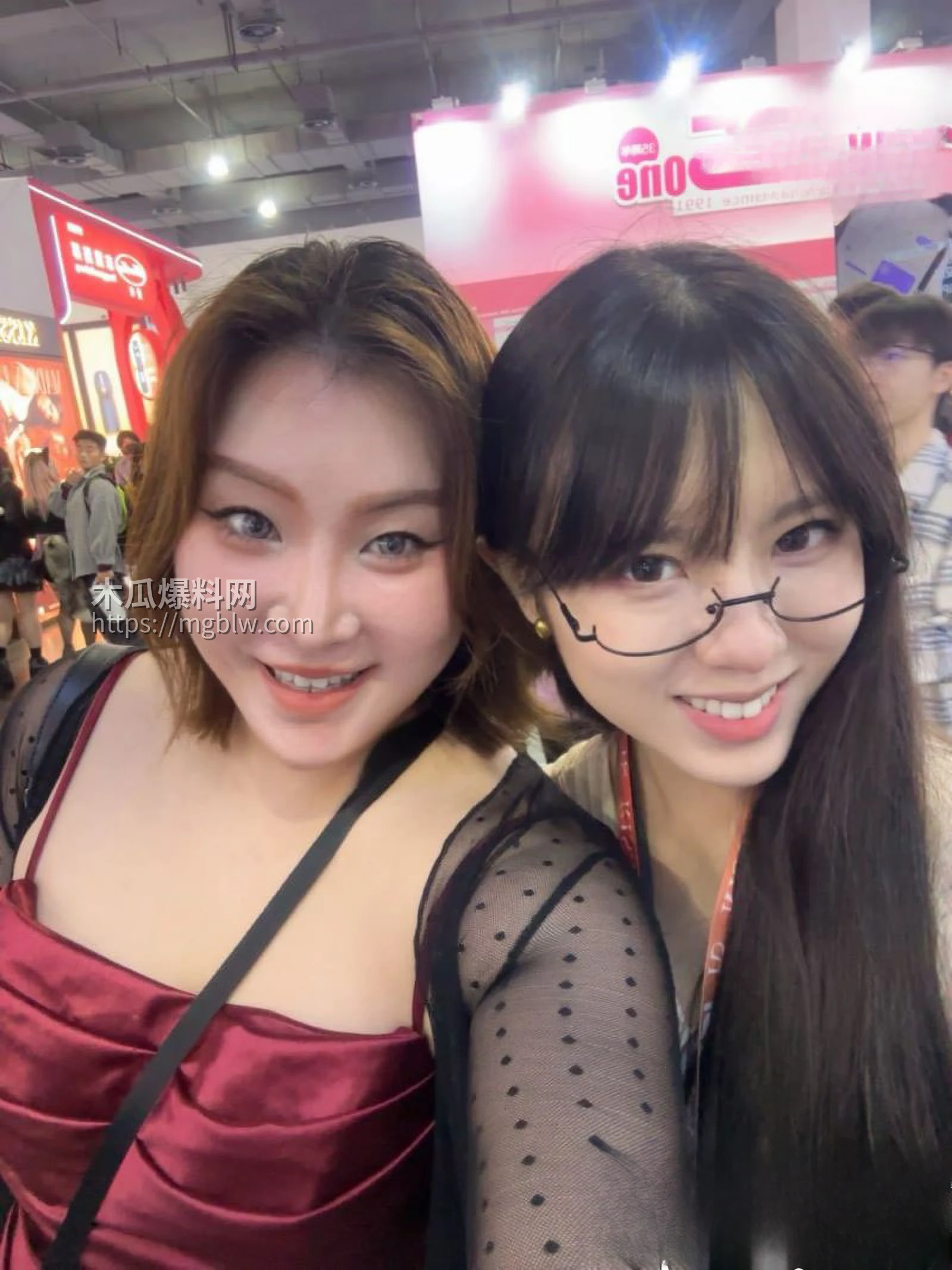 早年下海博主卯哥抖音卖逼模事件 10